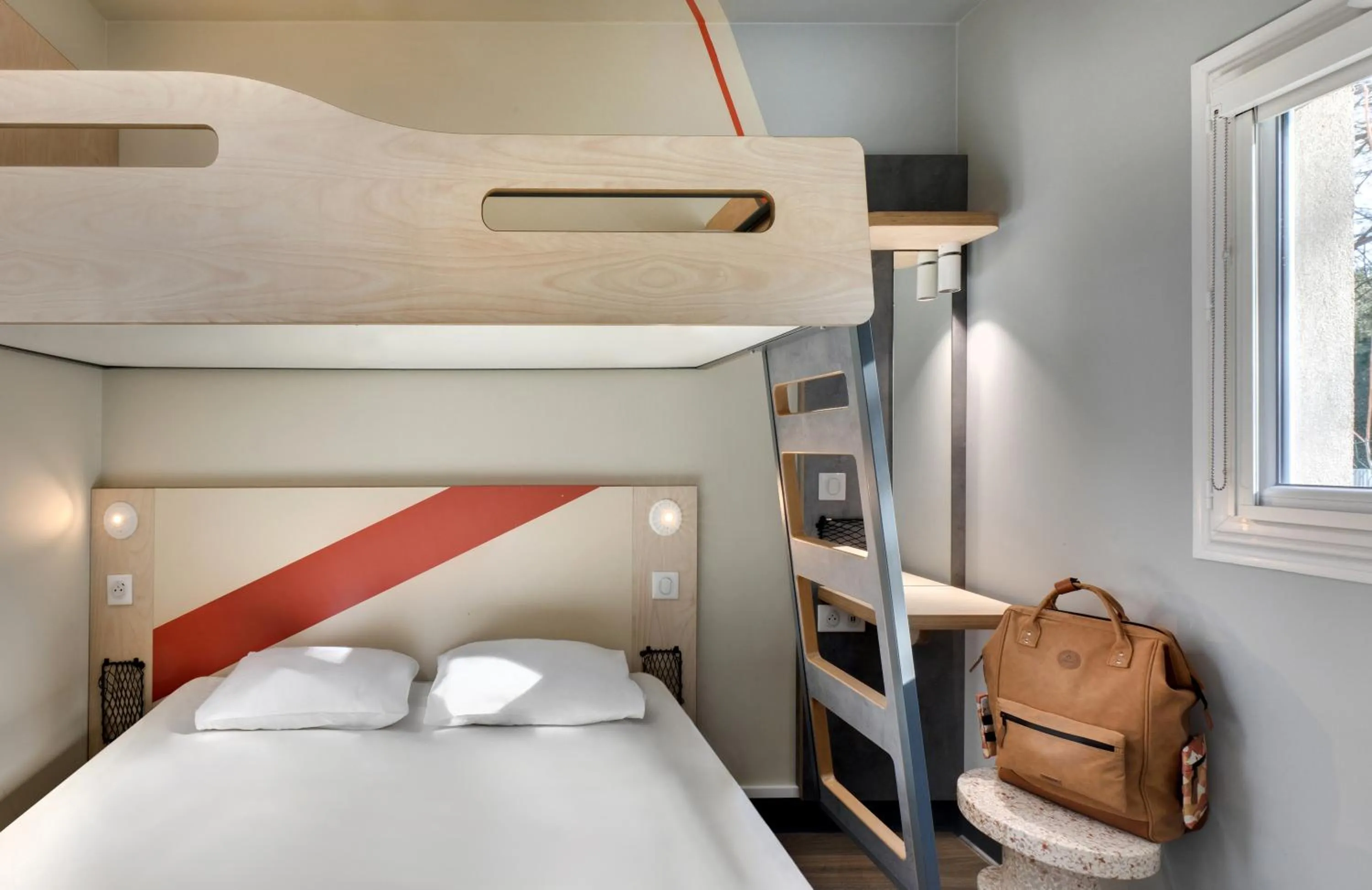 Photo of the whole room, Bed in Hotel Ibis Budget Montpellier Centre Millenaire -