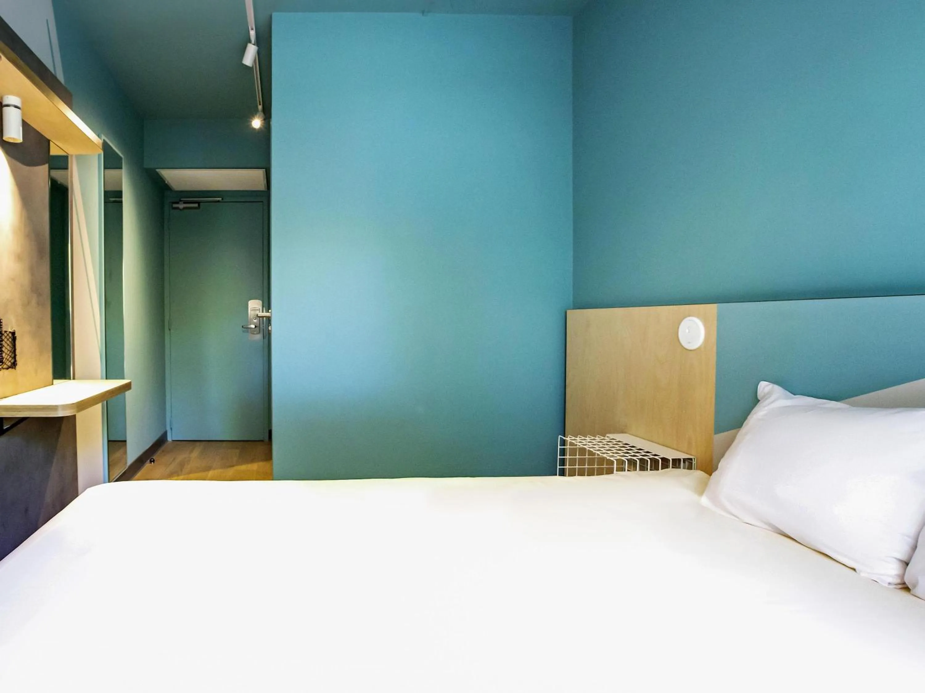 Bedroom, Bed in Hotel Ibis Budget Montpellier Centre Millenaire -