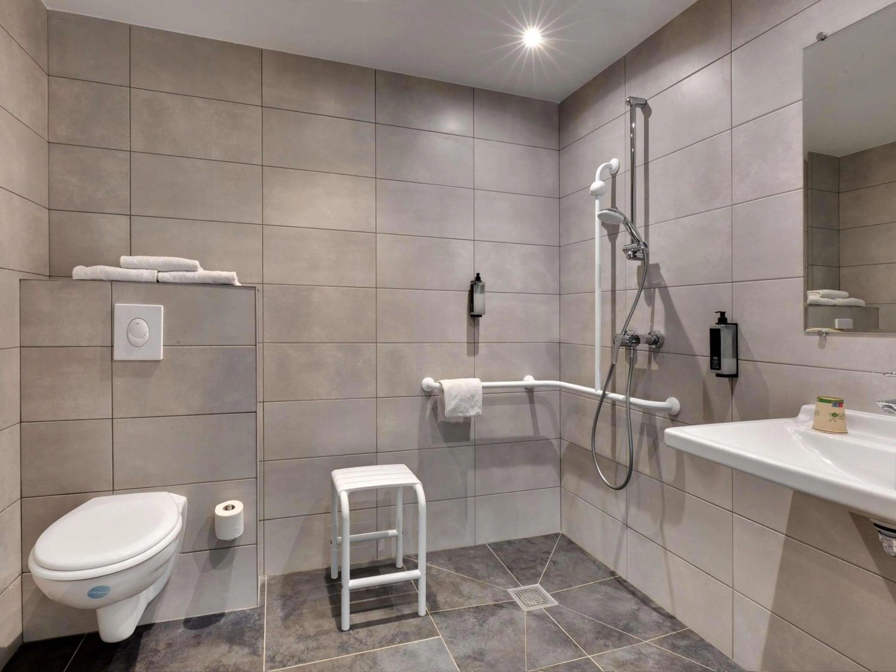 Bedroom in Hotel Ibis Budget Montpellier Centre Millenaire -