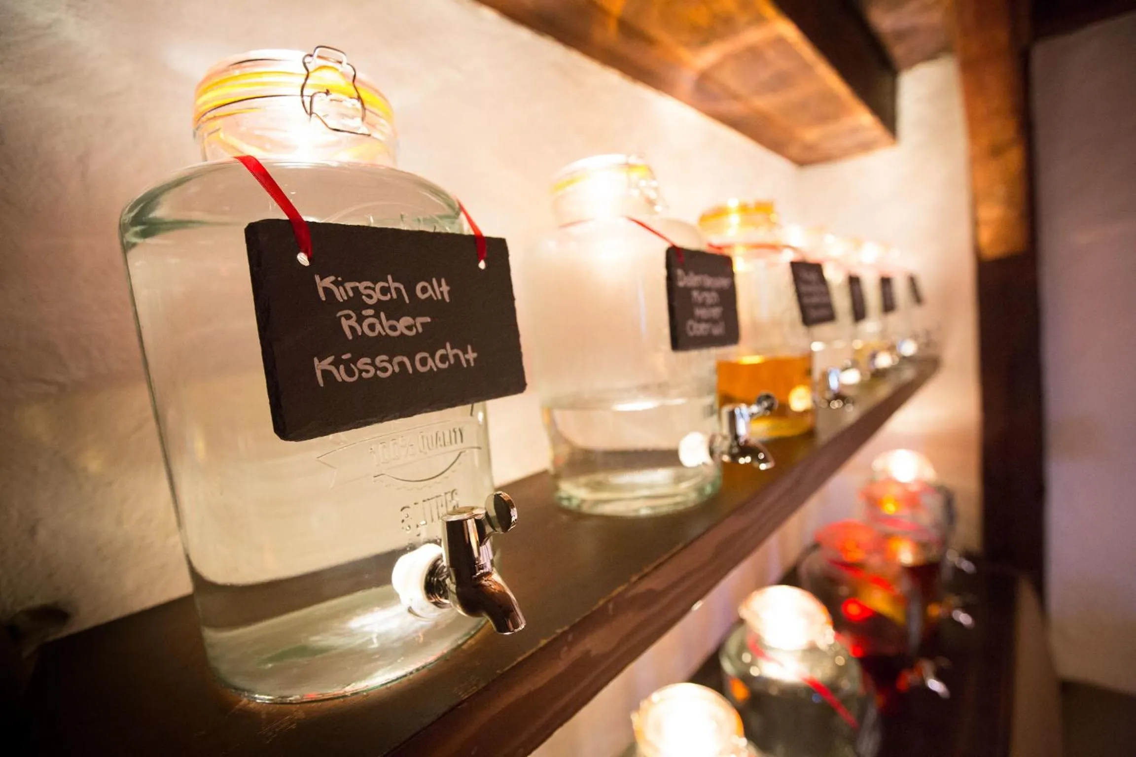 Food in Swiss-Chalet Merlischachen - Historik Chalet-Hotel Lodge