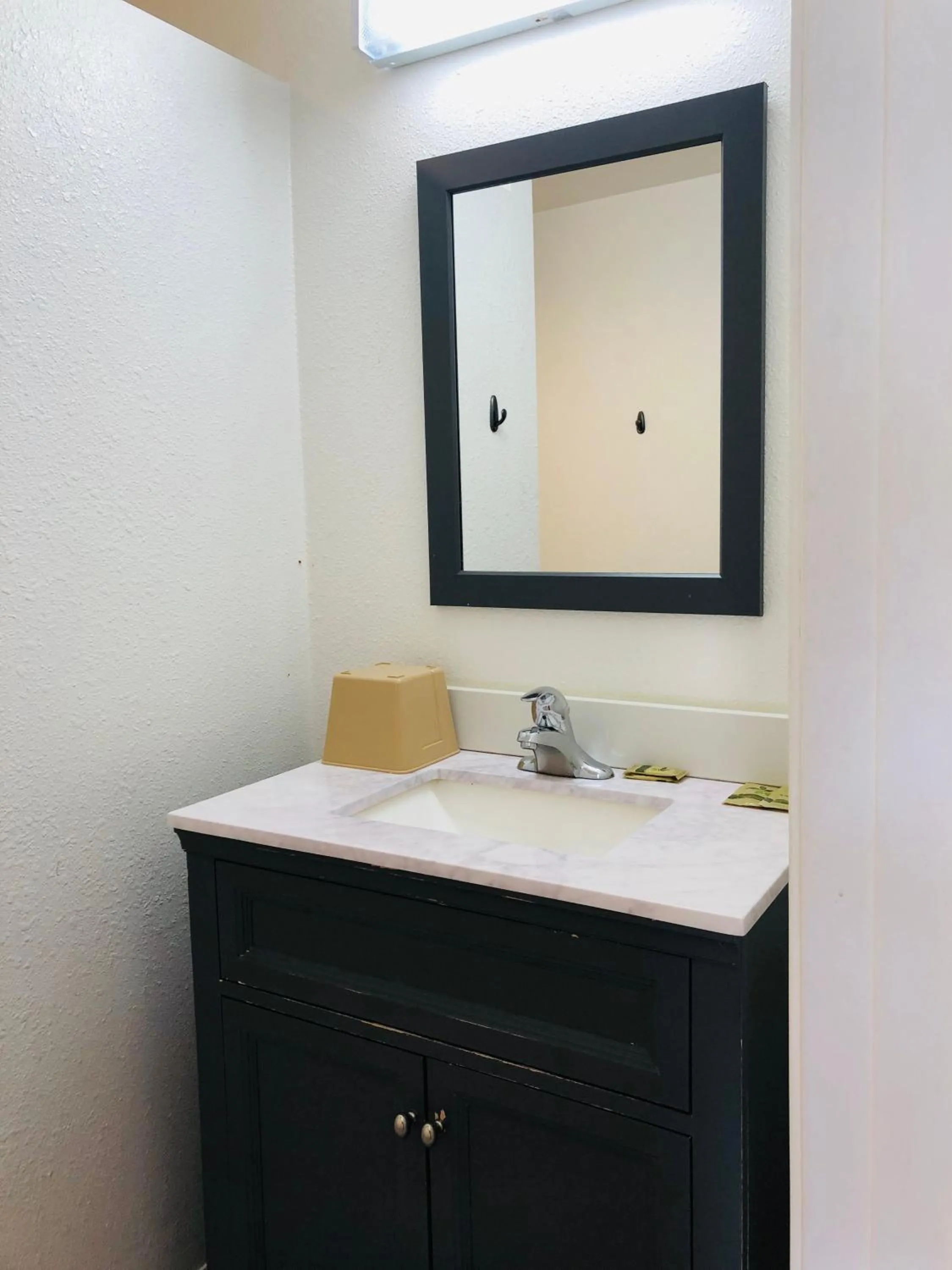 Bathroom in Motel Garberville