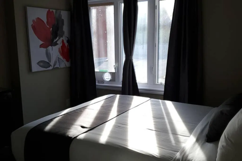 Bed in 2-Bedroom Apartment Sweet #2 by Amazing Property Rentals