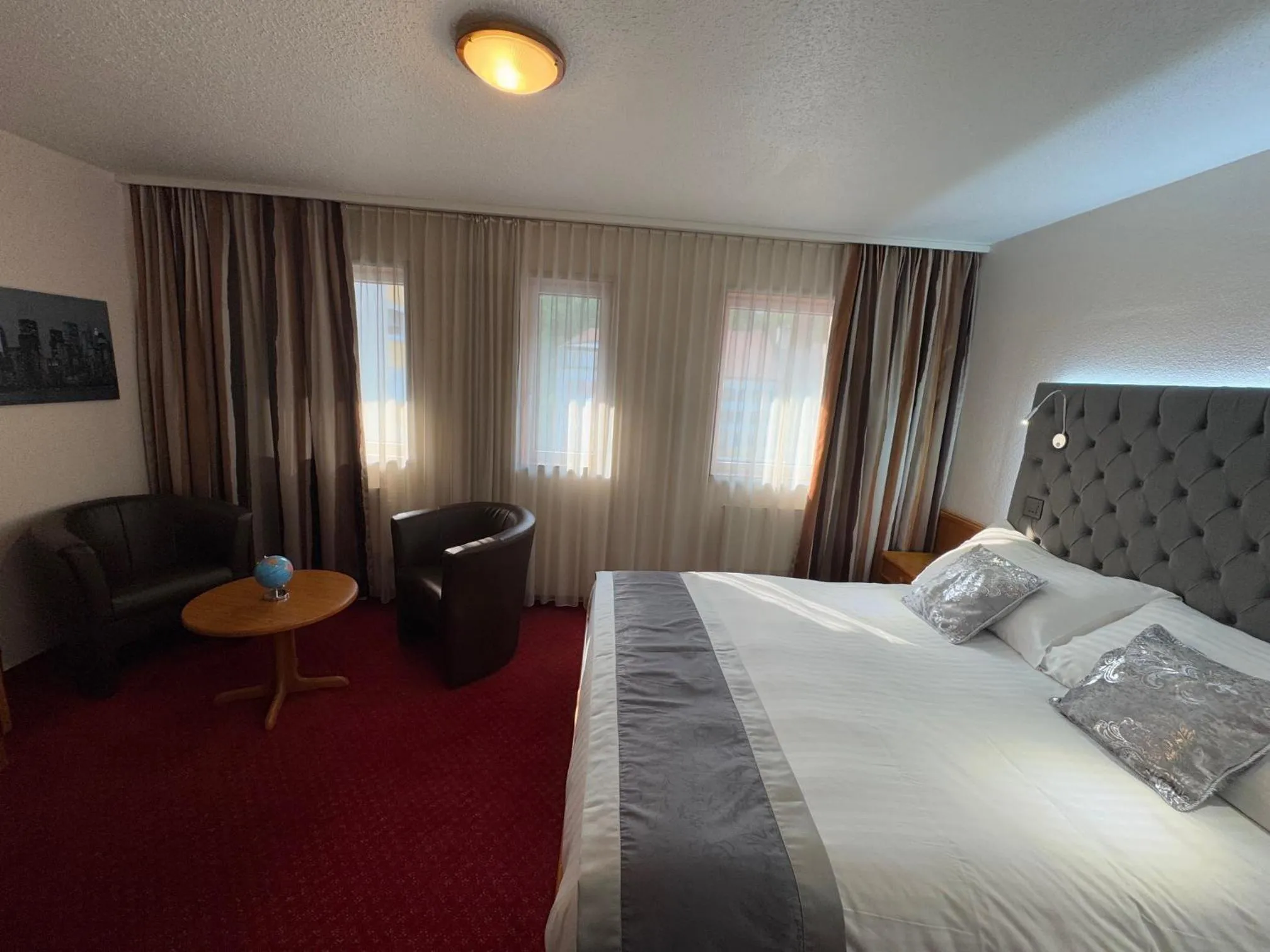 Bed in Hôtel des Trois Rois