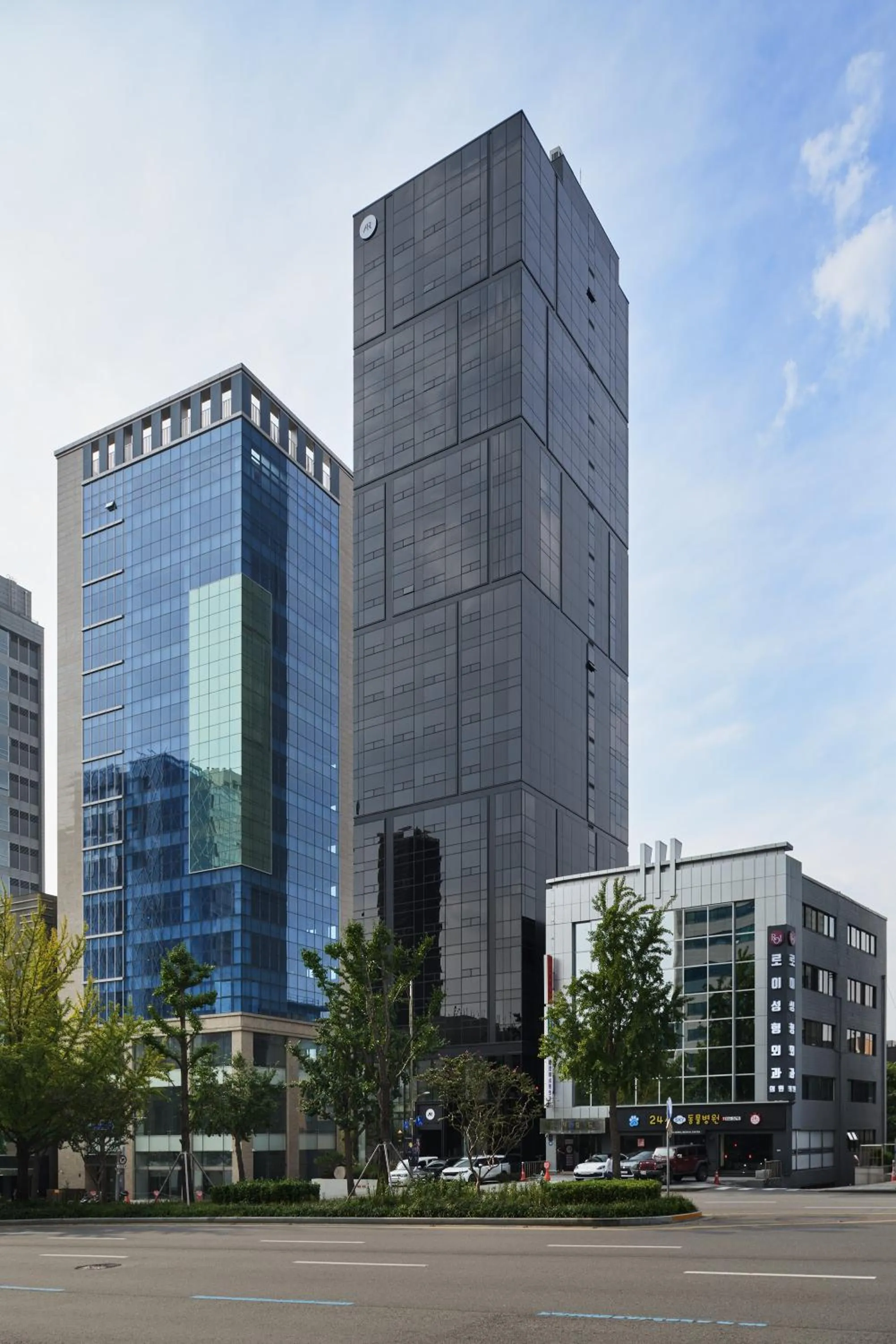 Property building in HOTEL ANTEROOM SEOUL