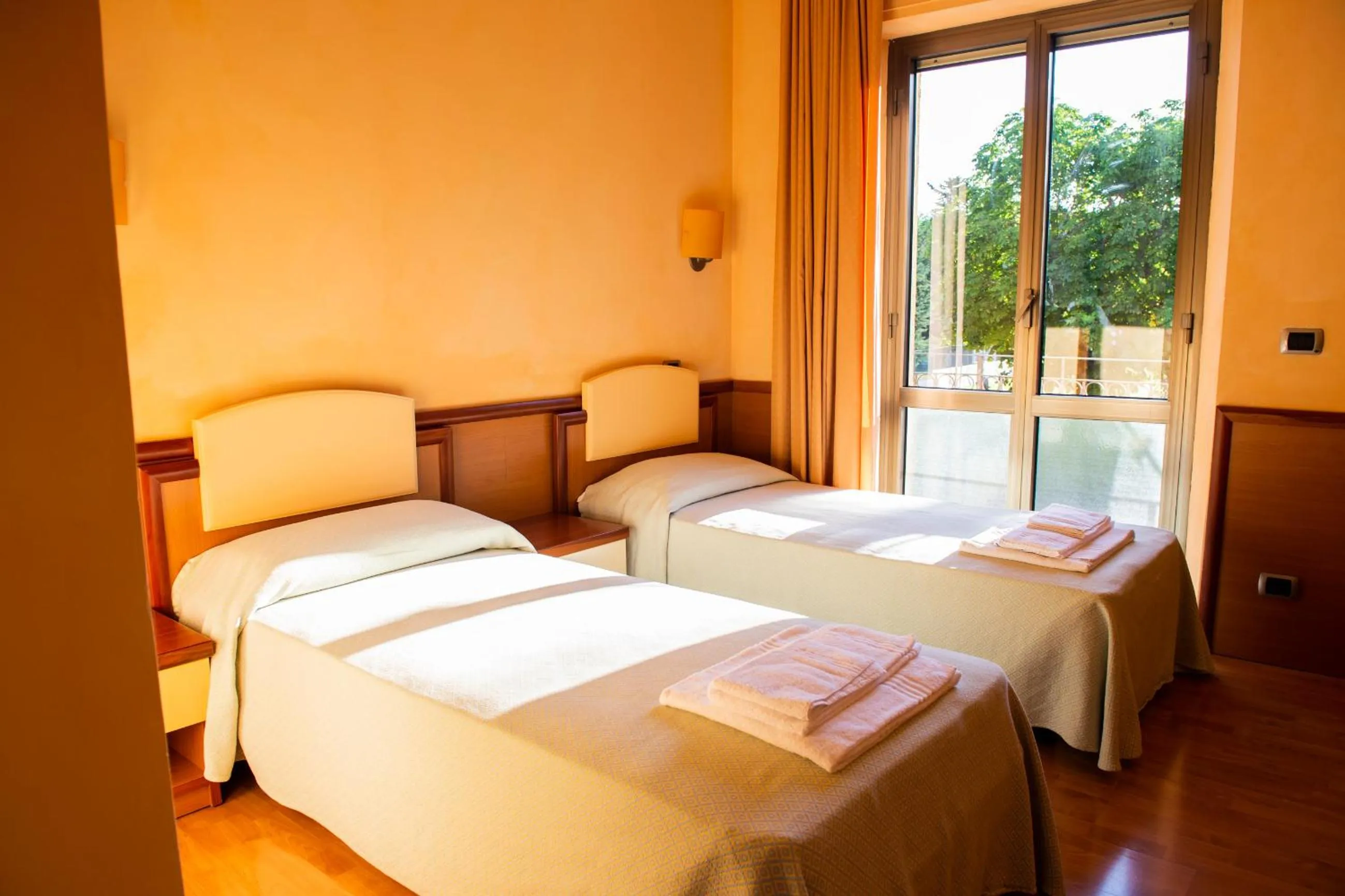 City view, Bed in Hotel Ostello Settecolli Sport