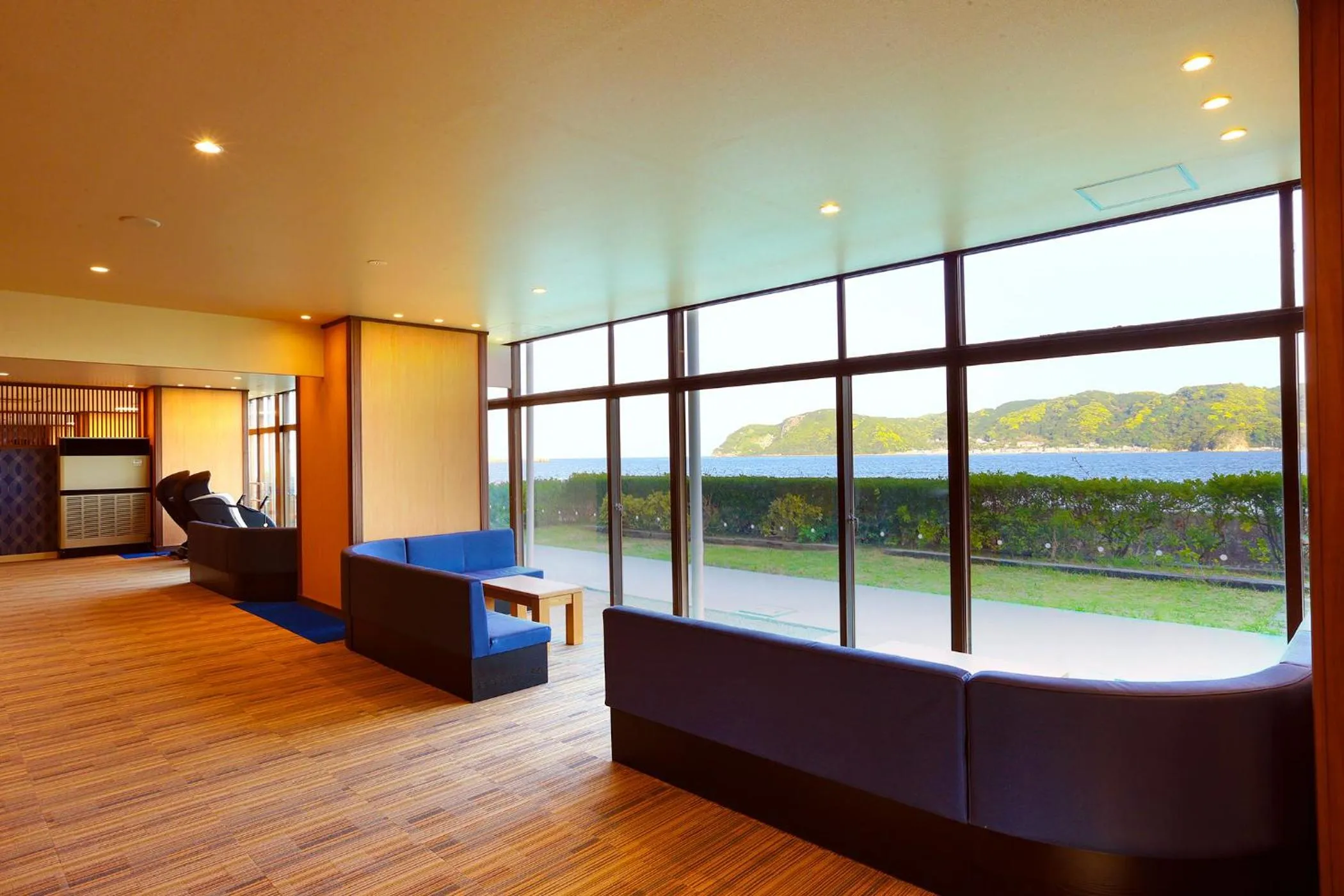 Lobby or reception in Ooedo Onsen Monogatari Nanki Kushimoto