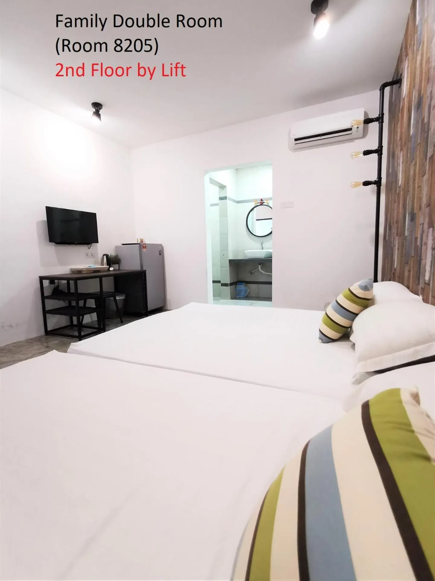 Bed in Mwv Family Suite Room