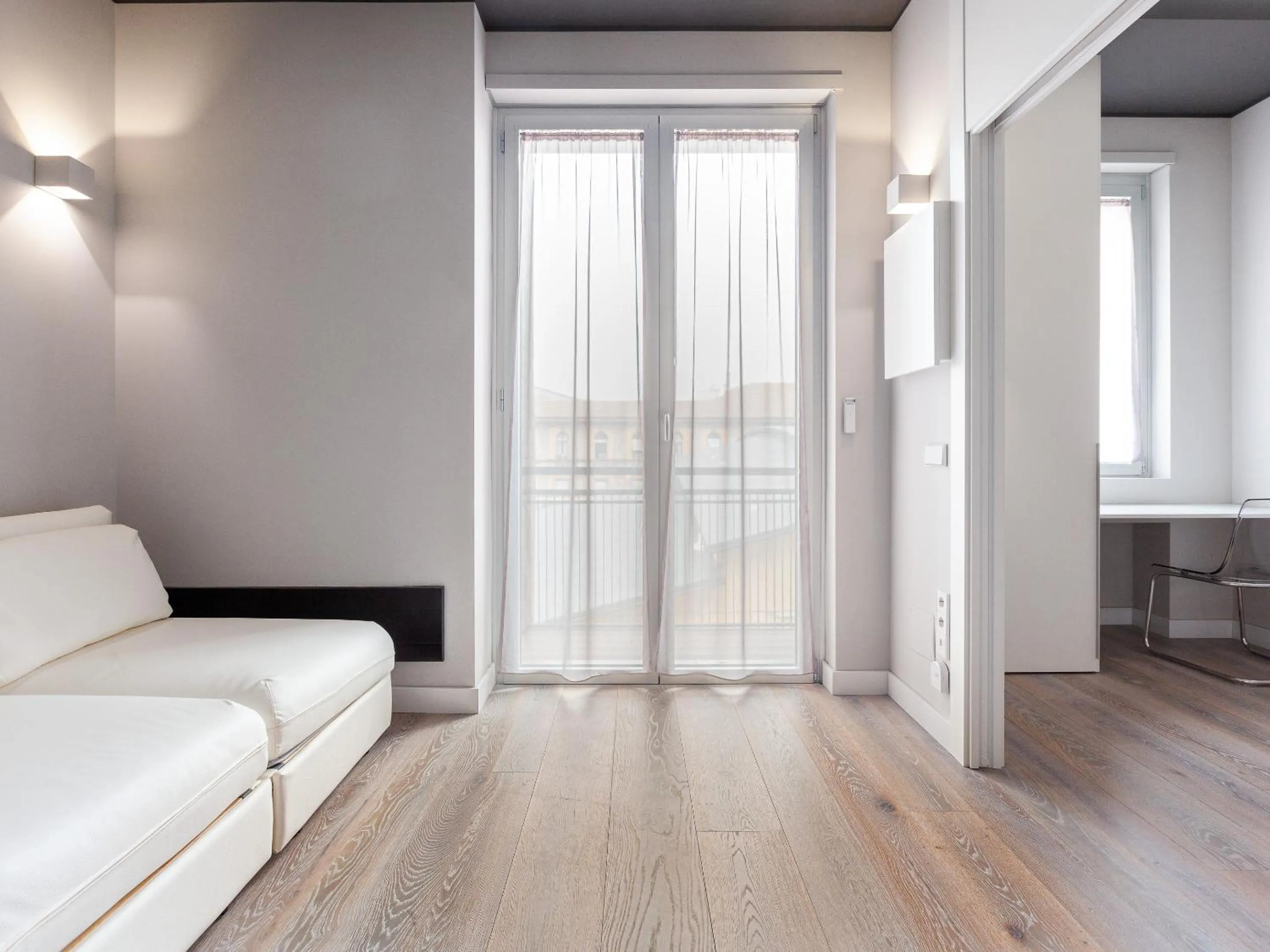 Photo of the whole room in easyhomes-City Centre Suites