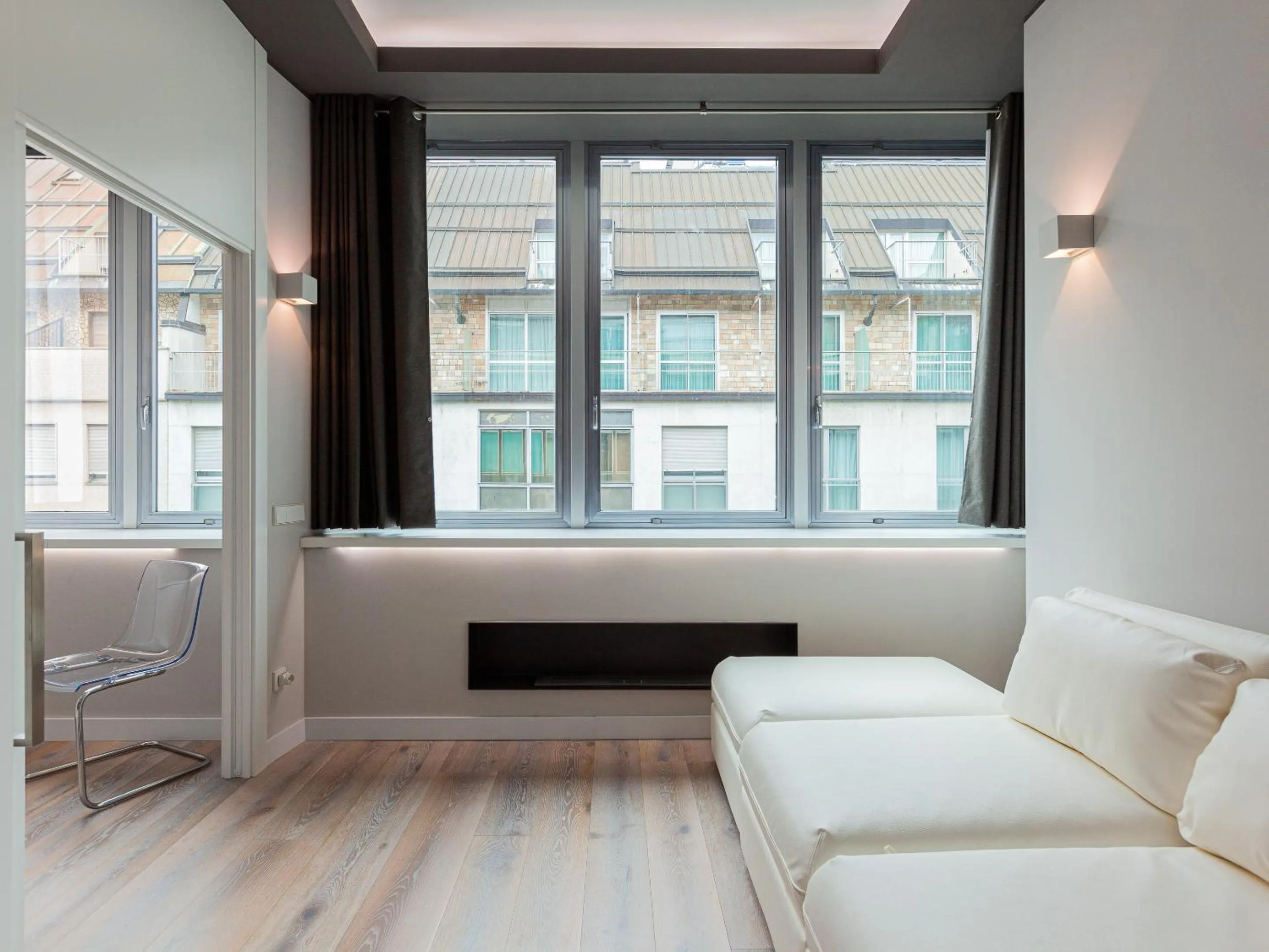 Photo of the whole room in easyhomes-City Centre Suites