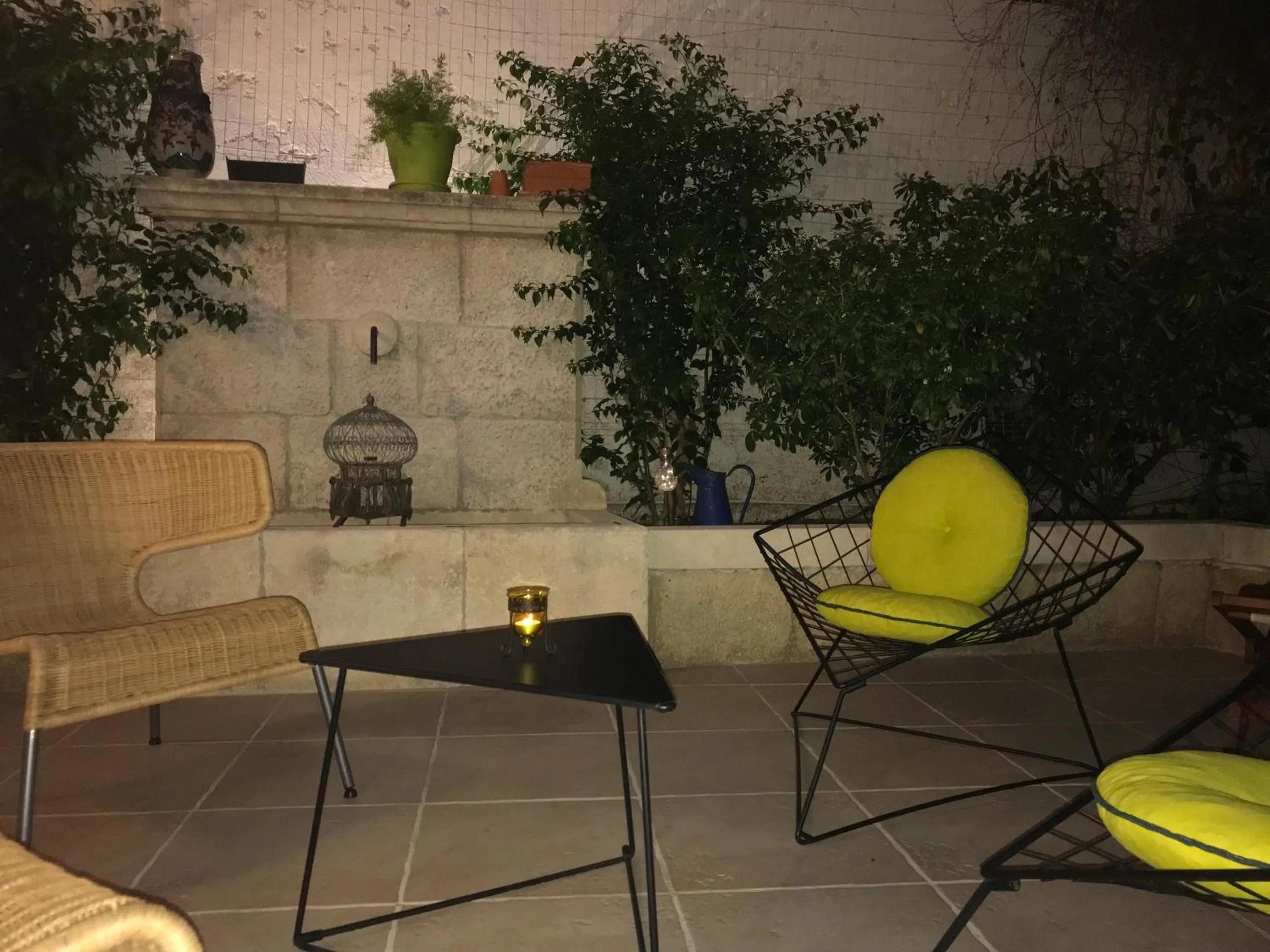 Patio in Couleurs De Camargue