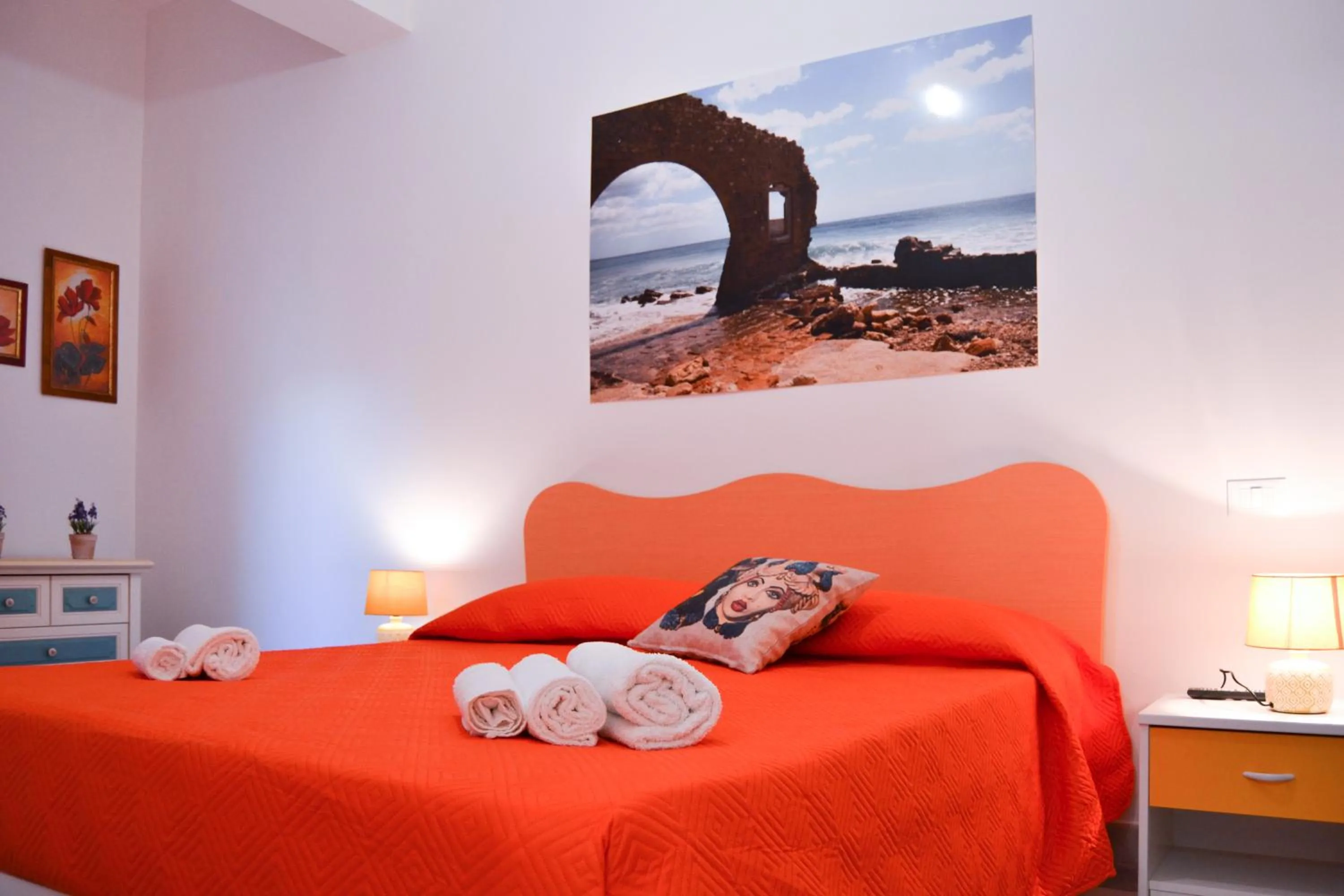 Photo of the whole room, Bed in Quattroquarti Stradivari Home