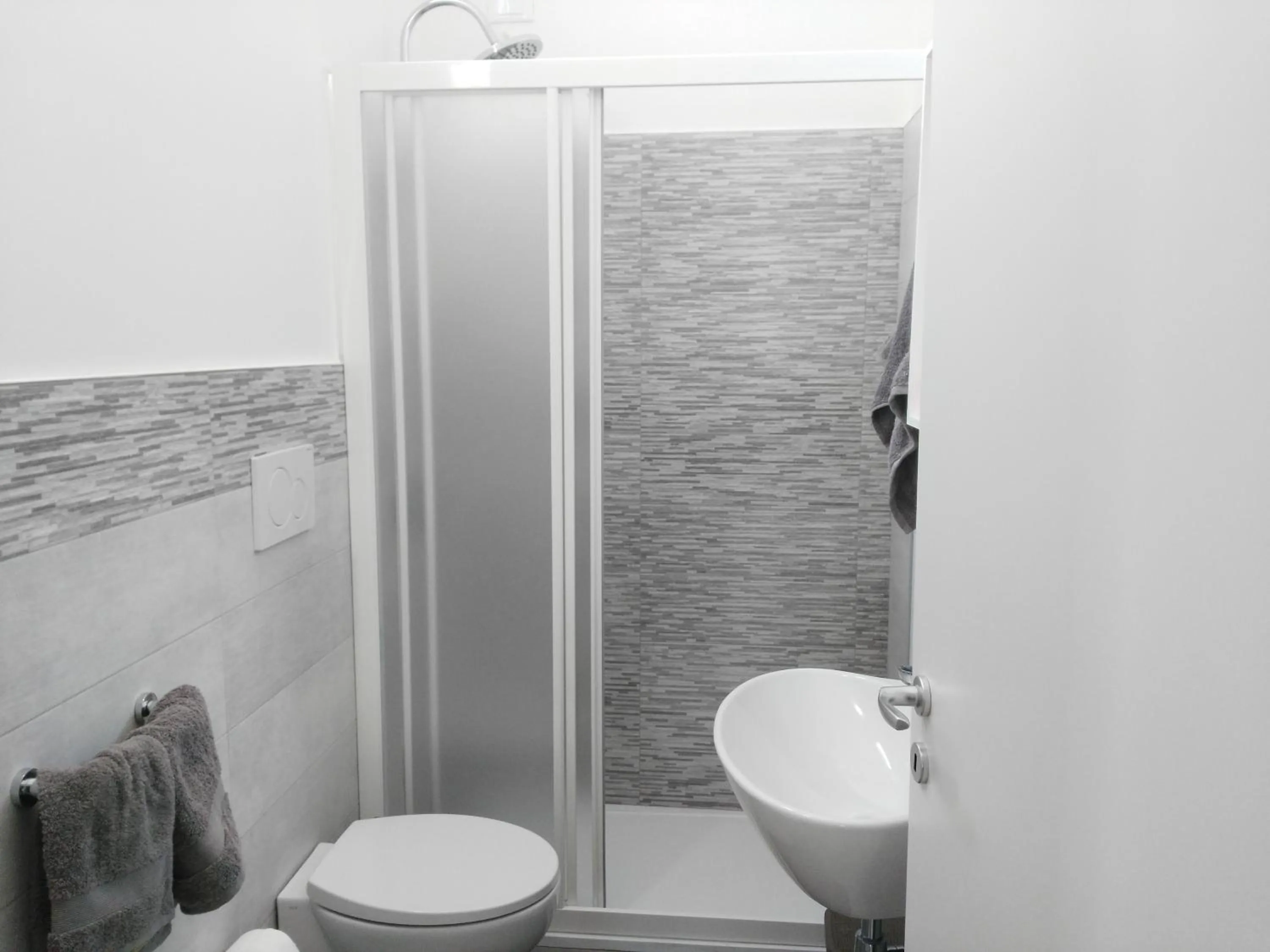 Bathroom in Quattroquarti Stradivari Home