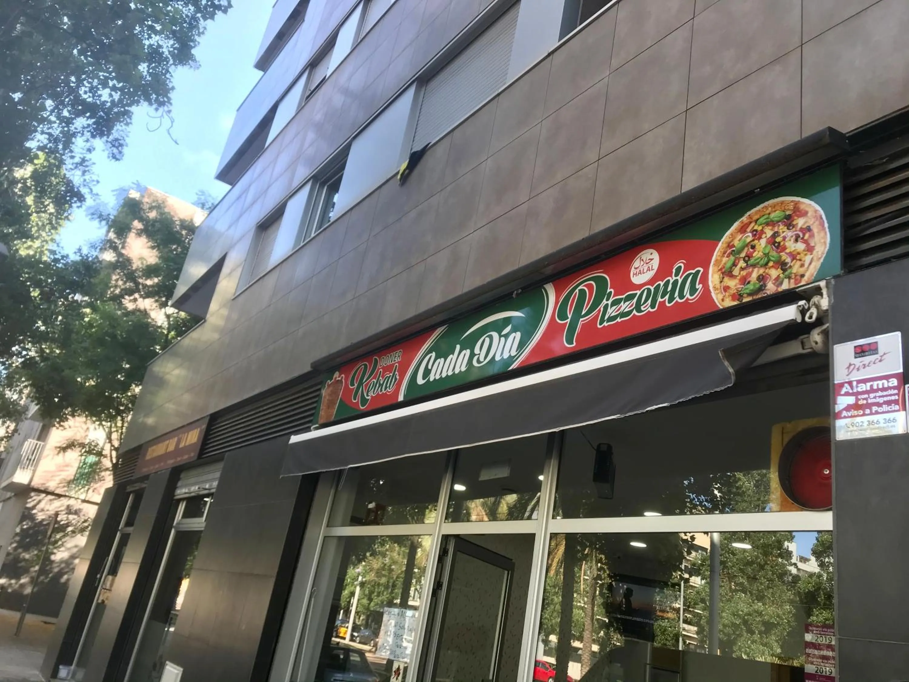 Restaurant/places to eat in Forum-CCIB-Relax Flats