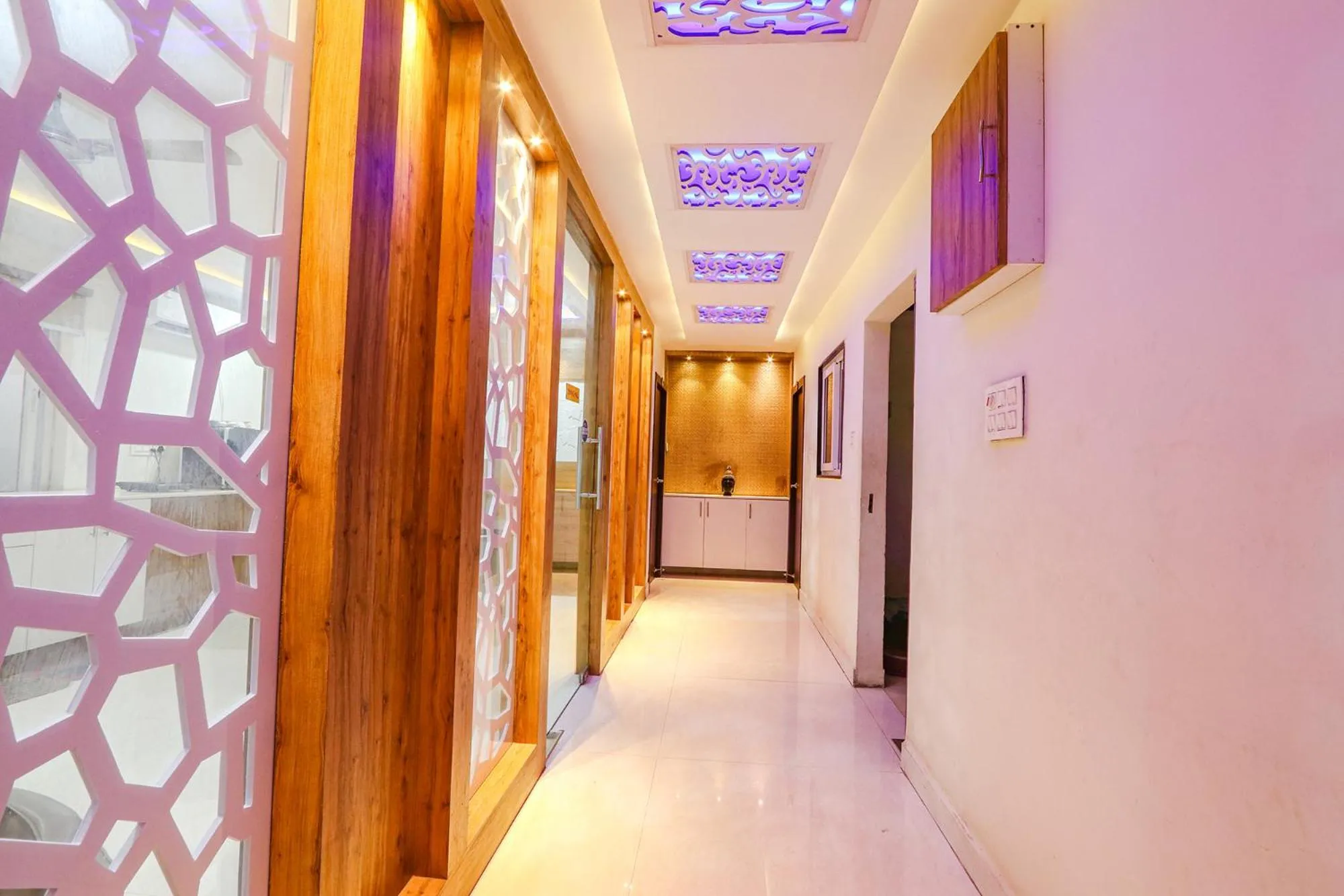 Lobby or reception in Via The Sunrise Inn - Nr Gayatri Vidya Parishad College of Engineering