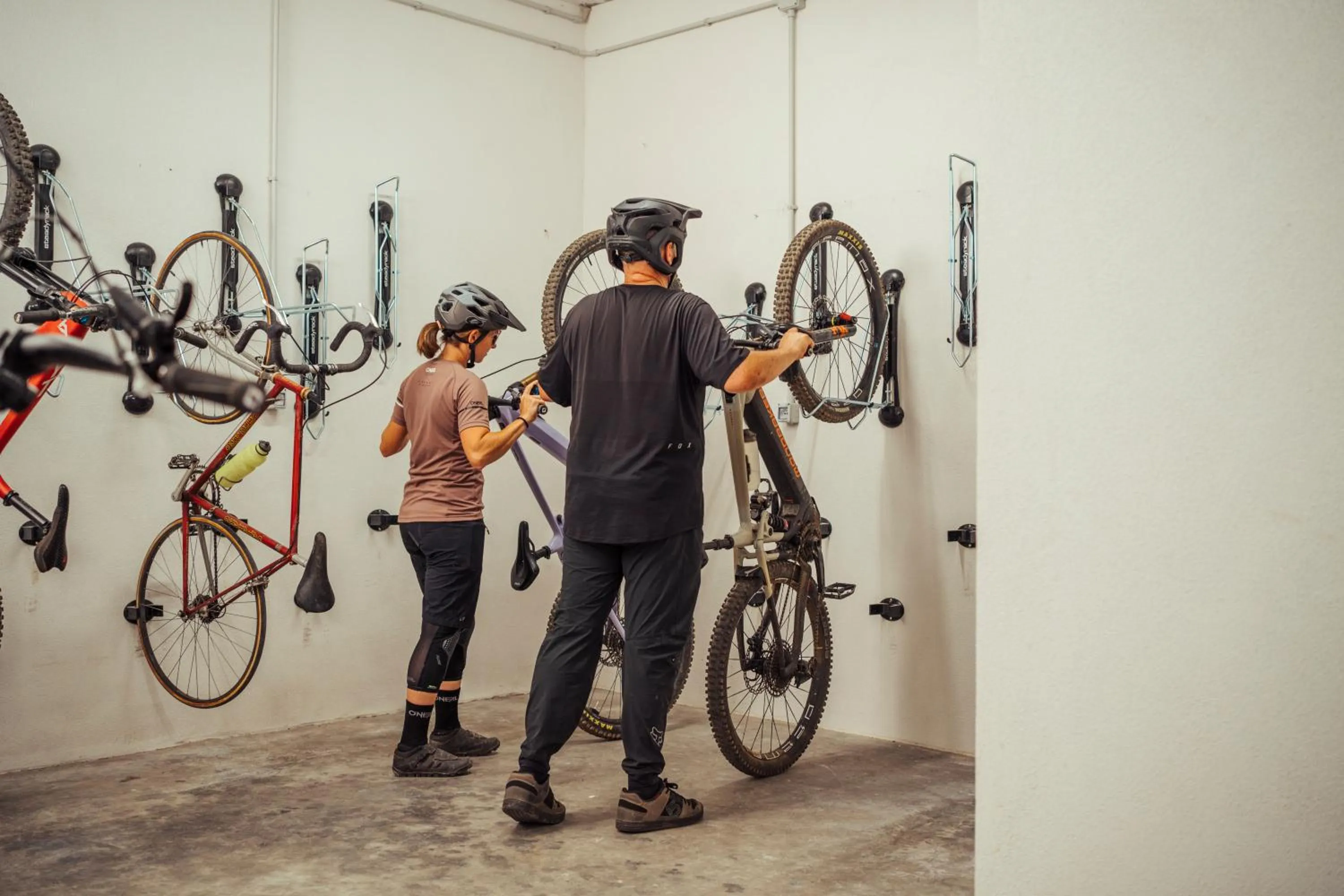 Cycling in Hotel Careni Villa Italia