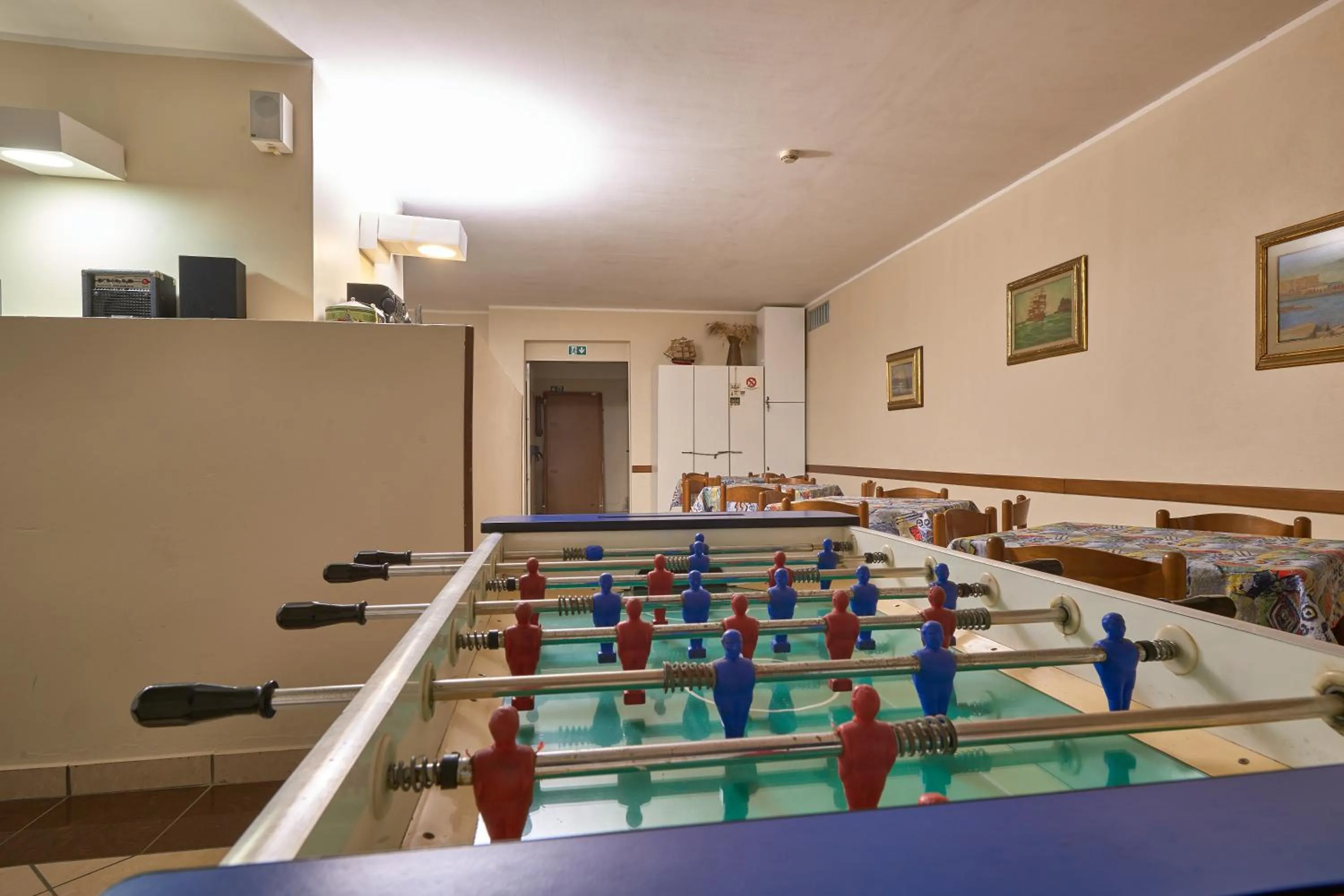 Game Room in Hotel Careni Villa Italia