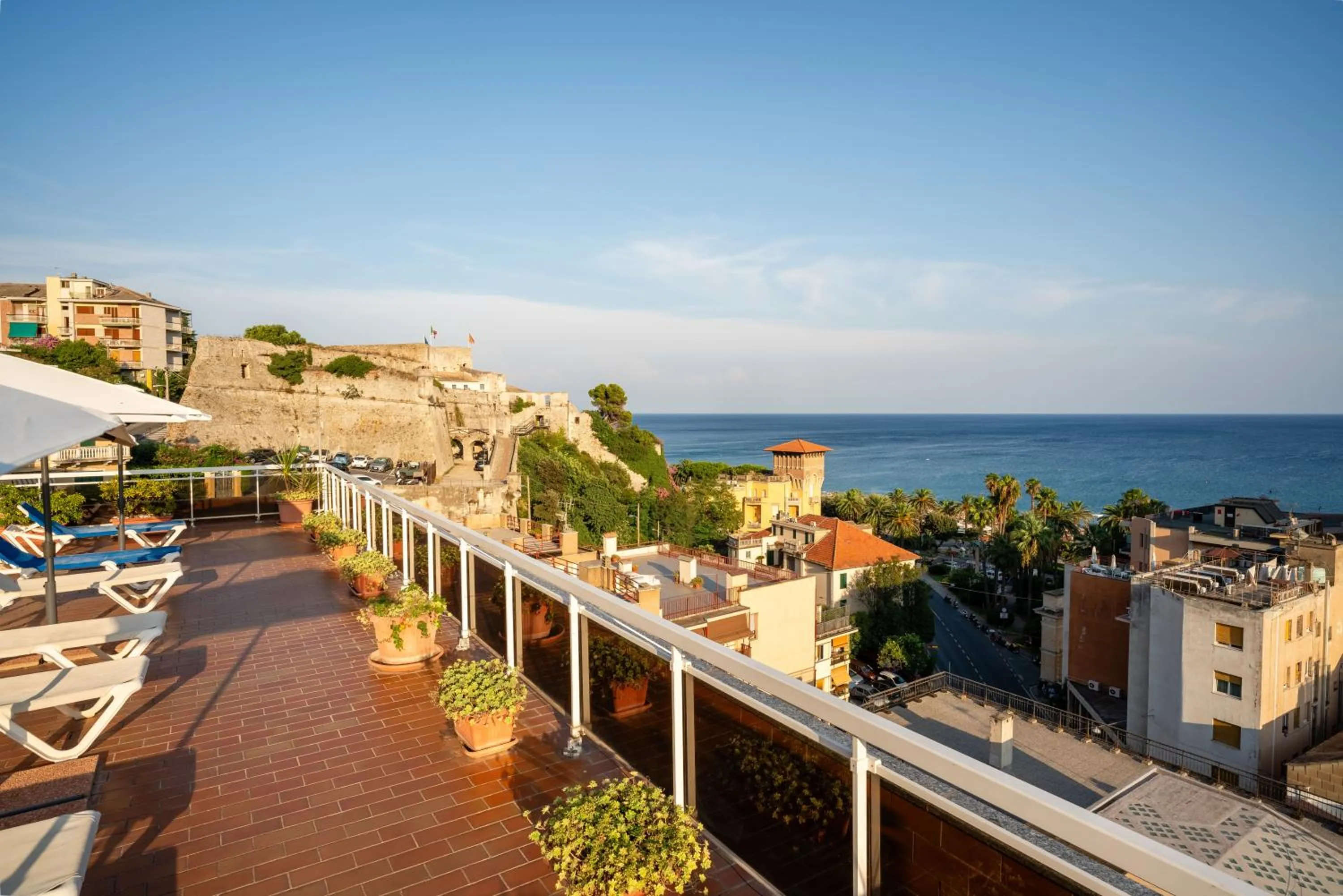Balcony/Terrace in Hotel Careni Villa Italia