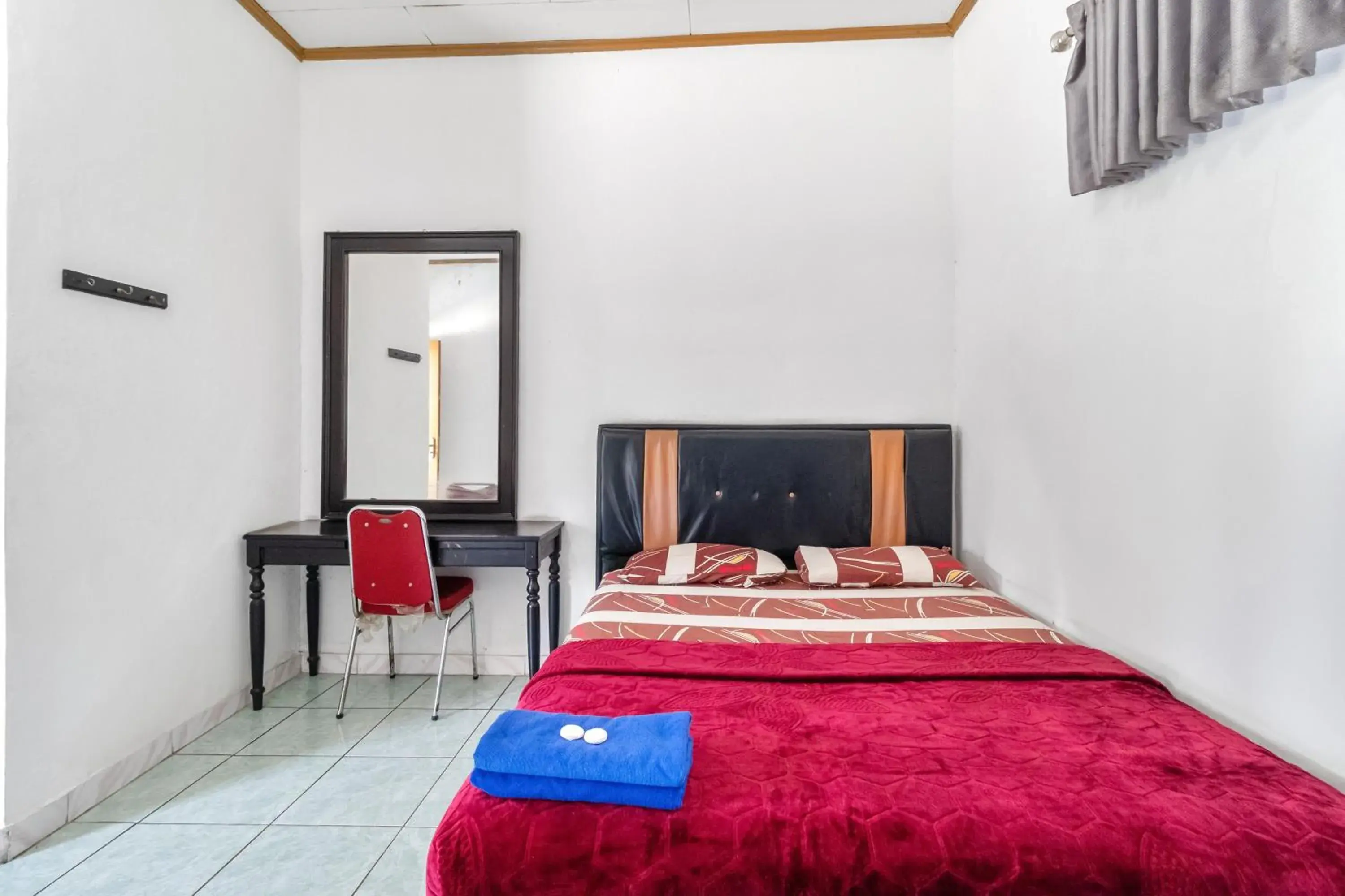 Superior Double Room in Abang Hotel Ciwidey Superior Double Room in Abang Hotel Ciwidey