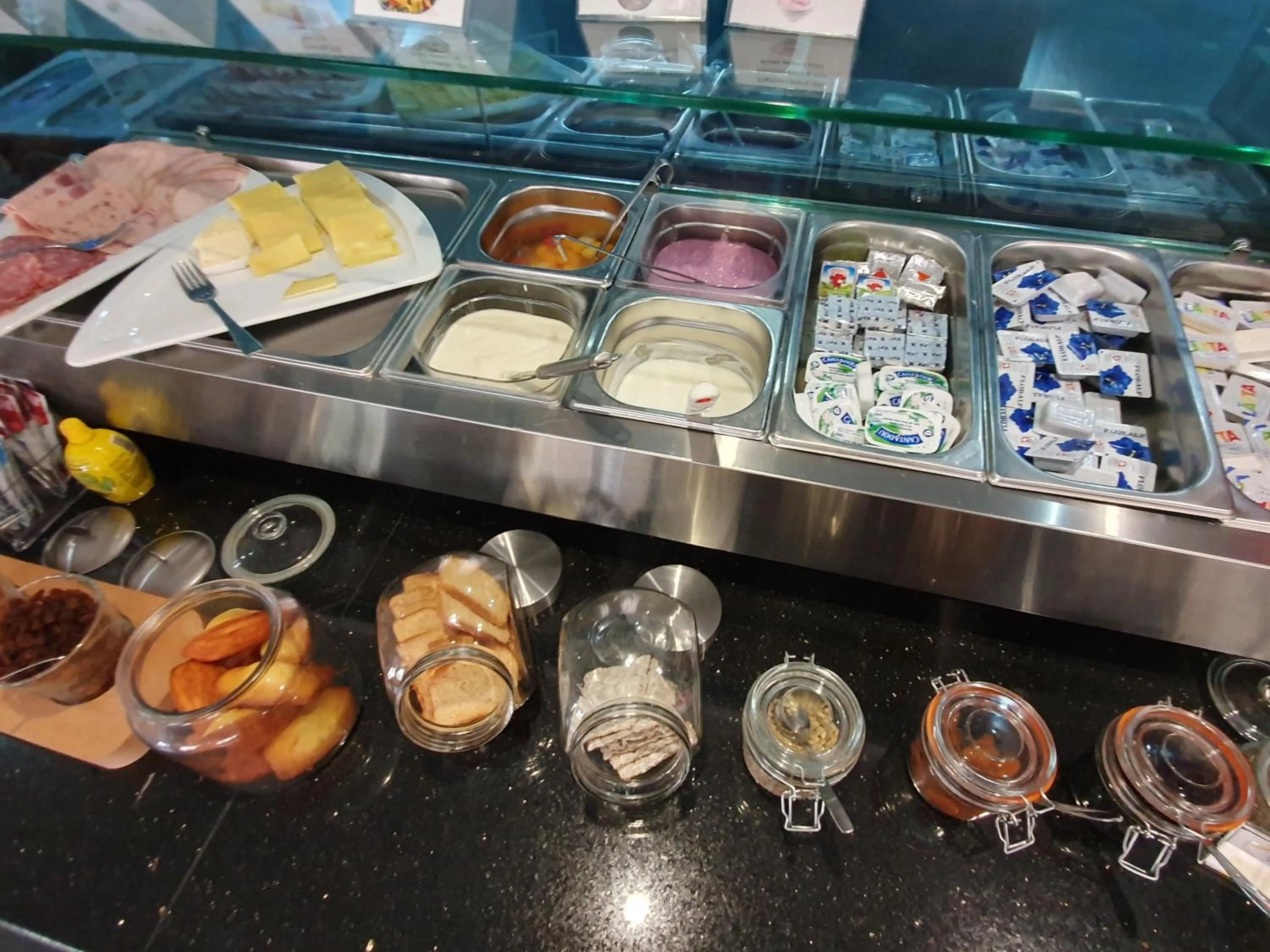 Breakfast in Touring au Lac