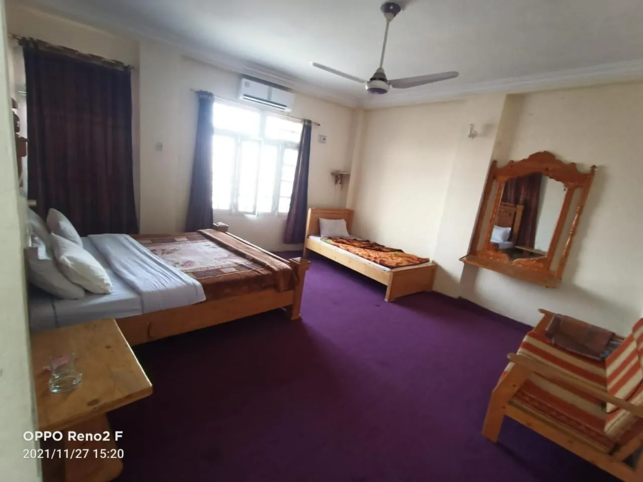 Bed in FR Darya E Swat Hotel