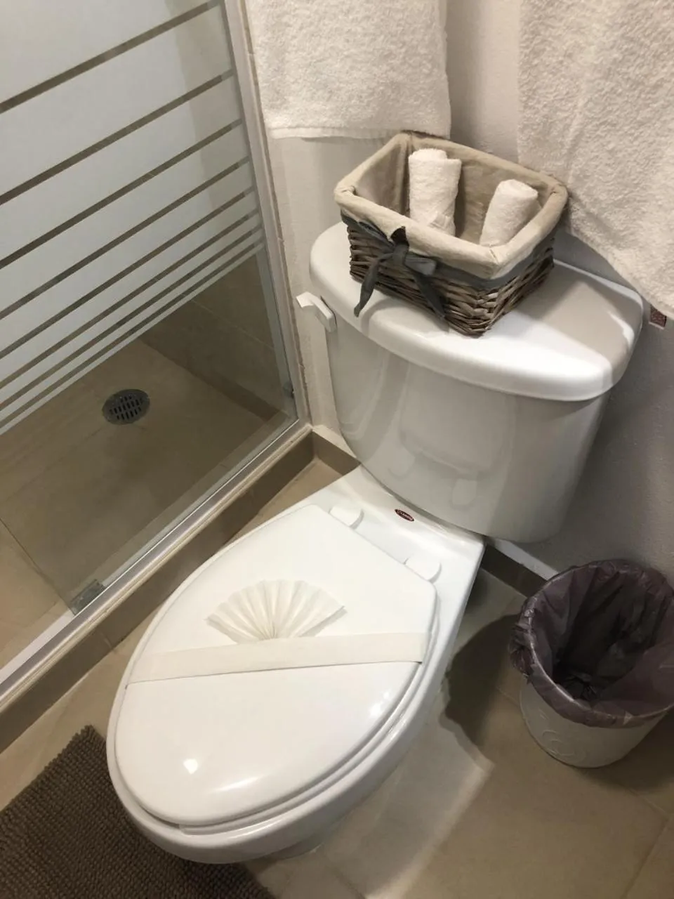 Bathroom in PLAYA SUITES apartment