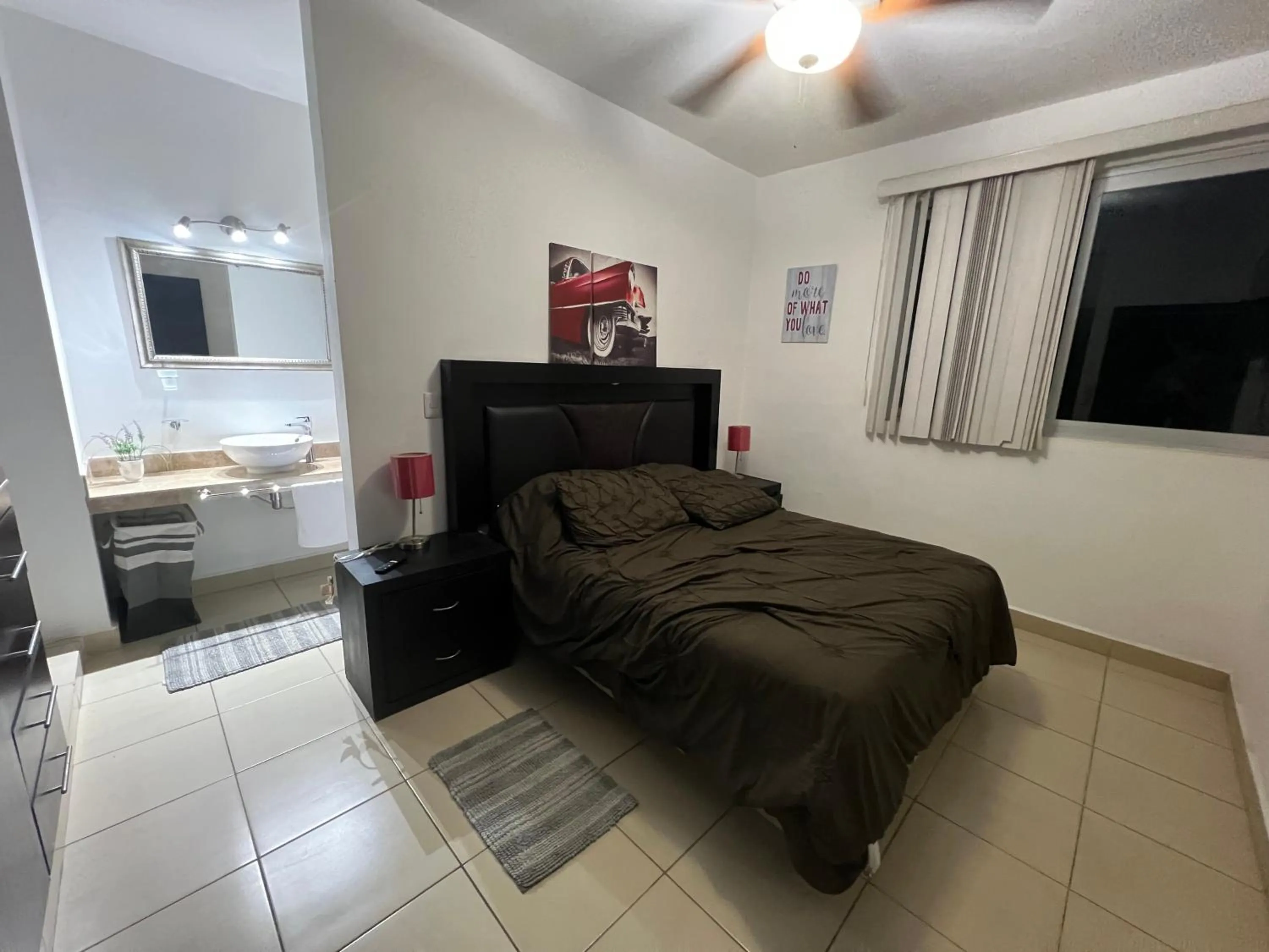Bedroom, Bed in PLAYA SUITES apartment