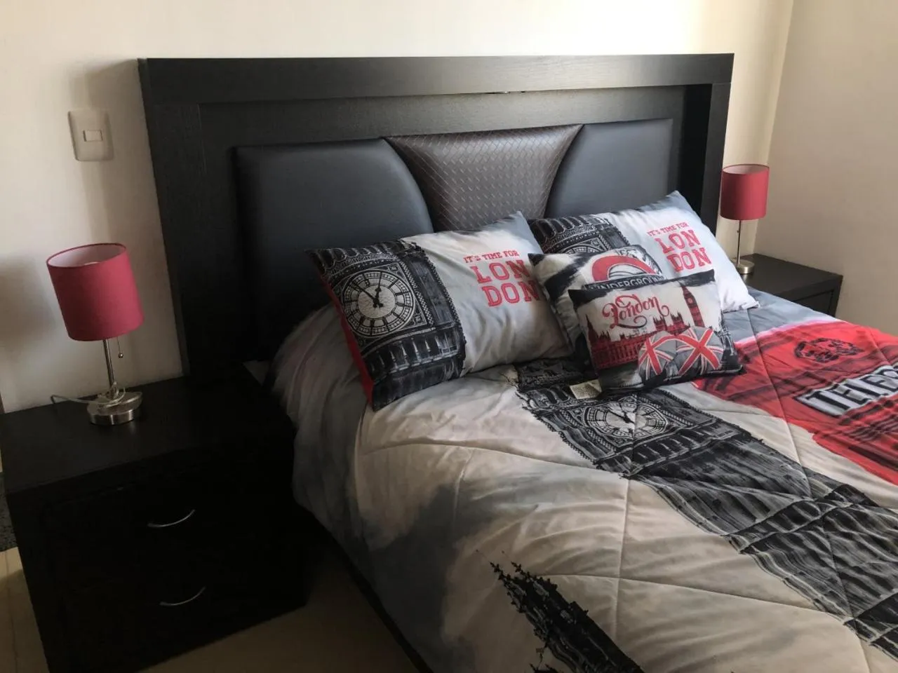 Bedroom, Bed in PLAYA SUITES apartment