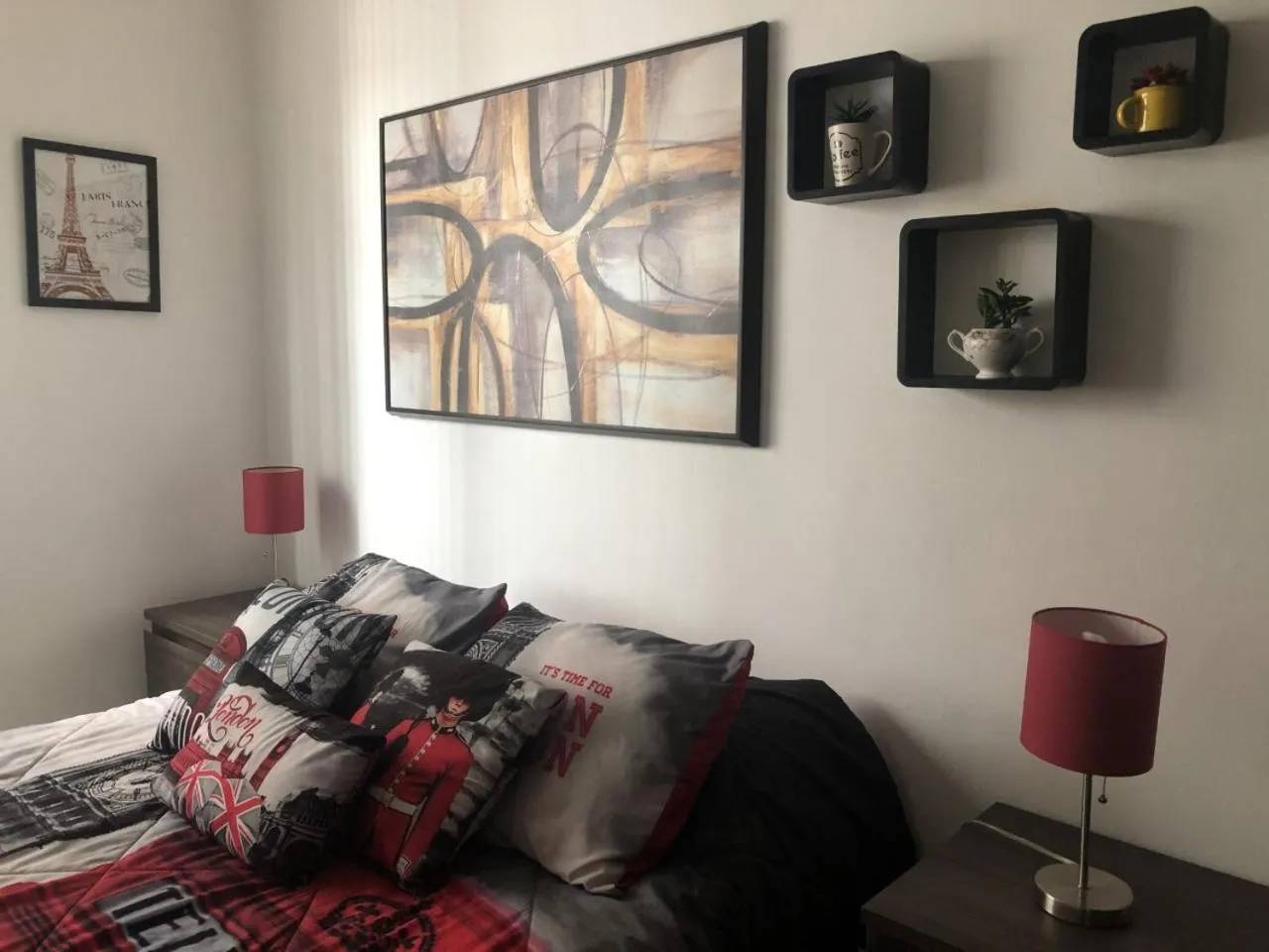 Bedroom, Bed in PLAYA SUITES apartment