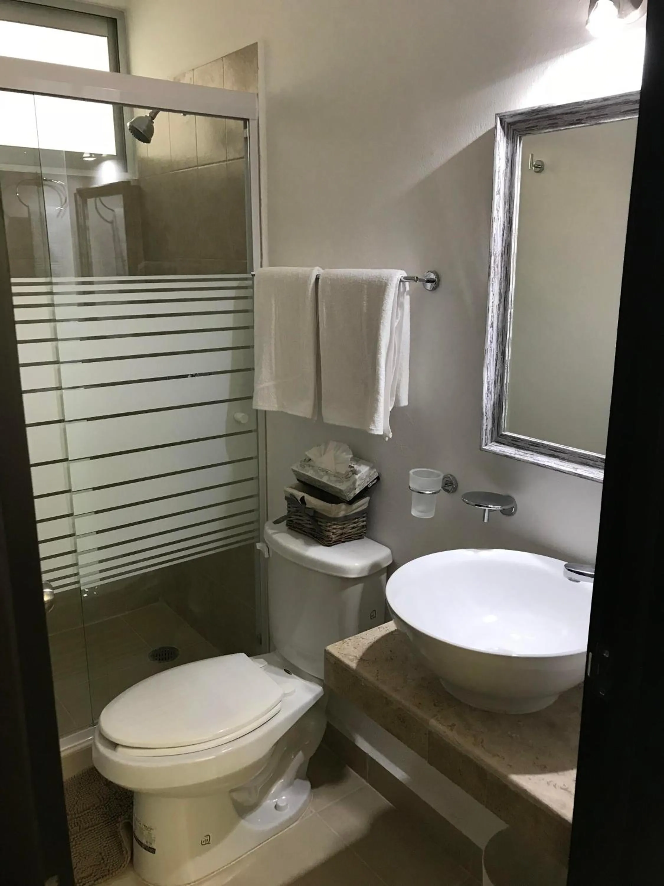 Bathroom in PLAYA SUITES apartment