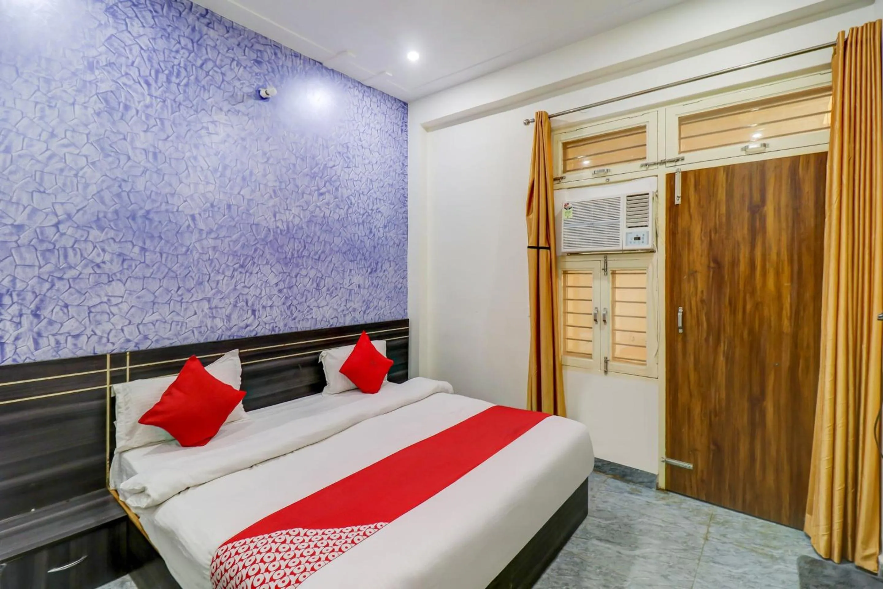 Bedroom in Hotel O Shivam
