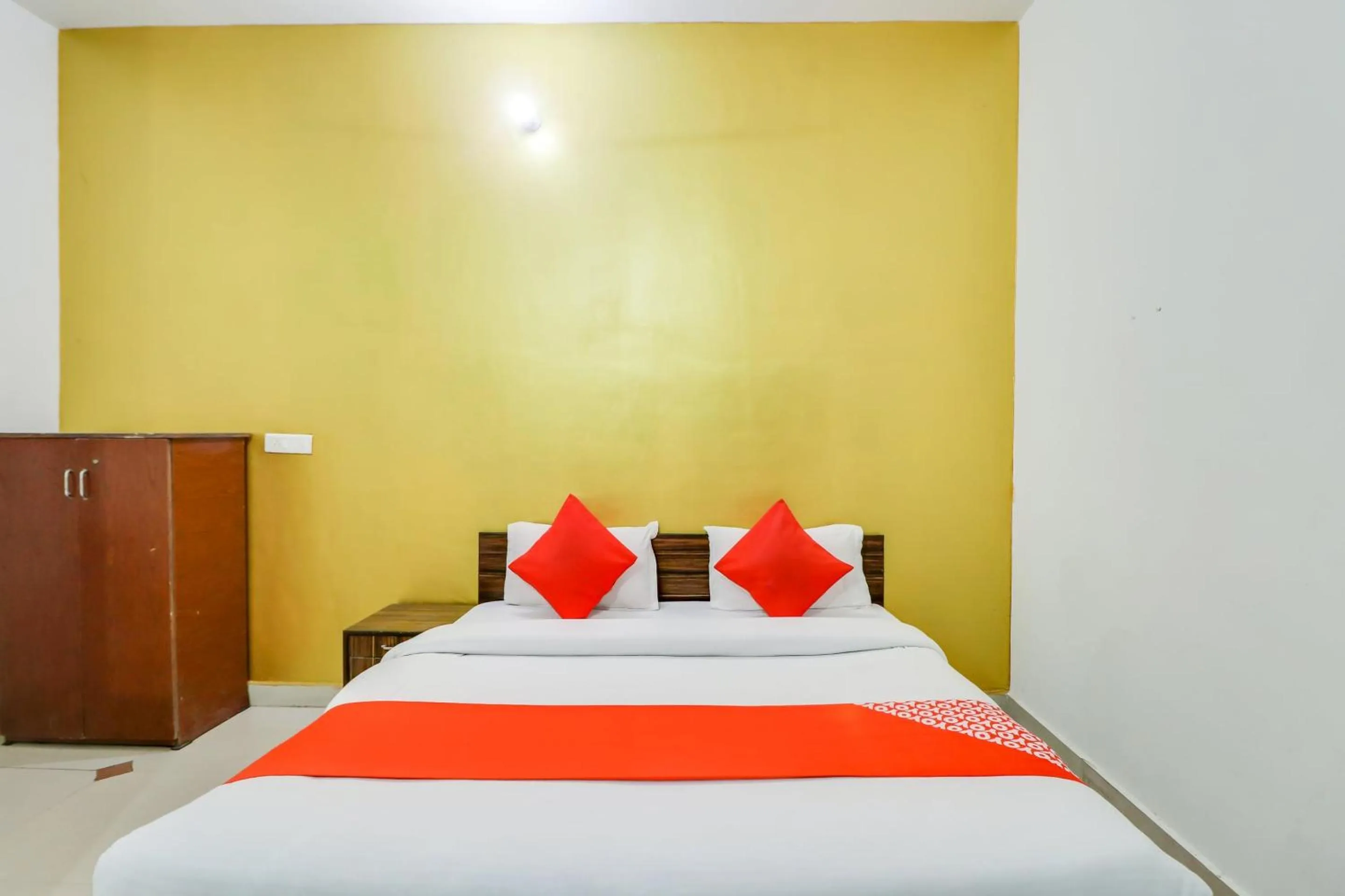 Bedroom, Bed in Hotel O by OYO Olive