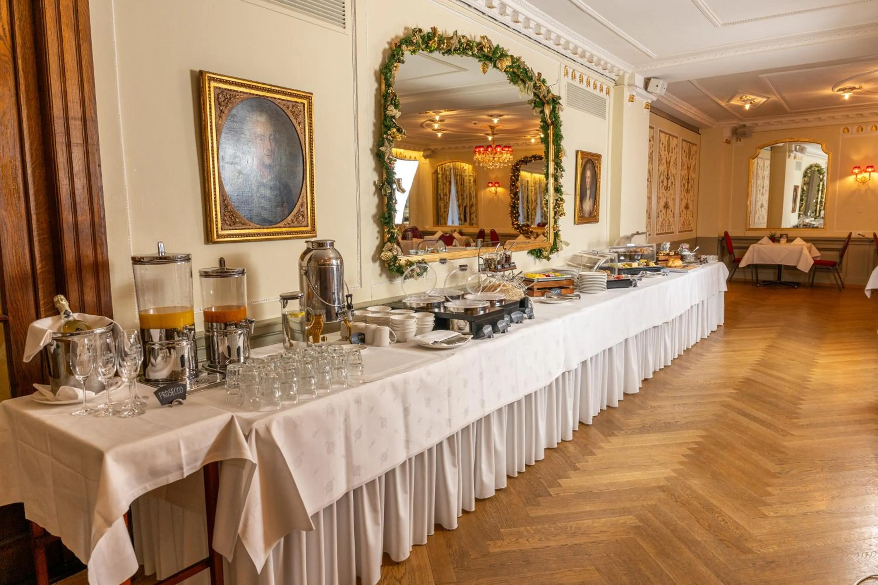 Breakfast in Romantik Hotel Wilden Mann Luzern