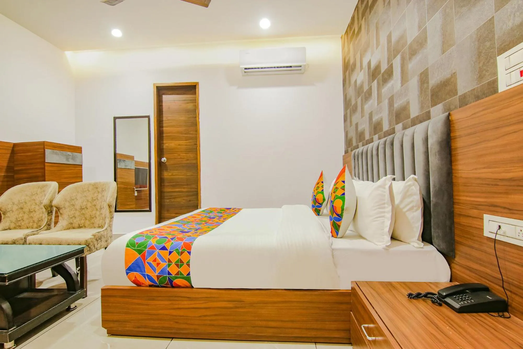 Bed in FabHotel Royal Mapple