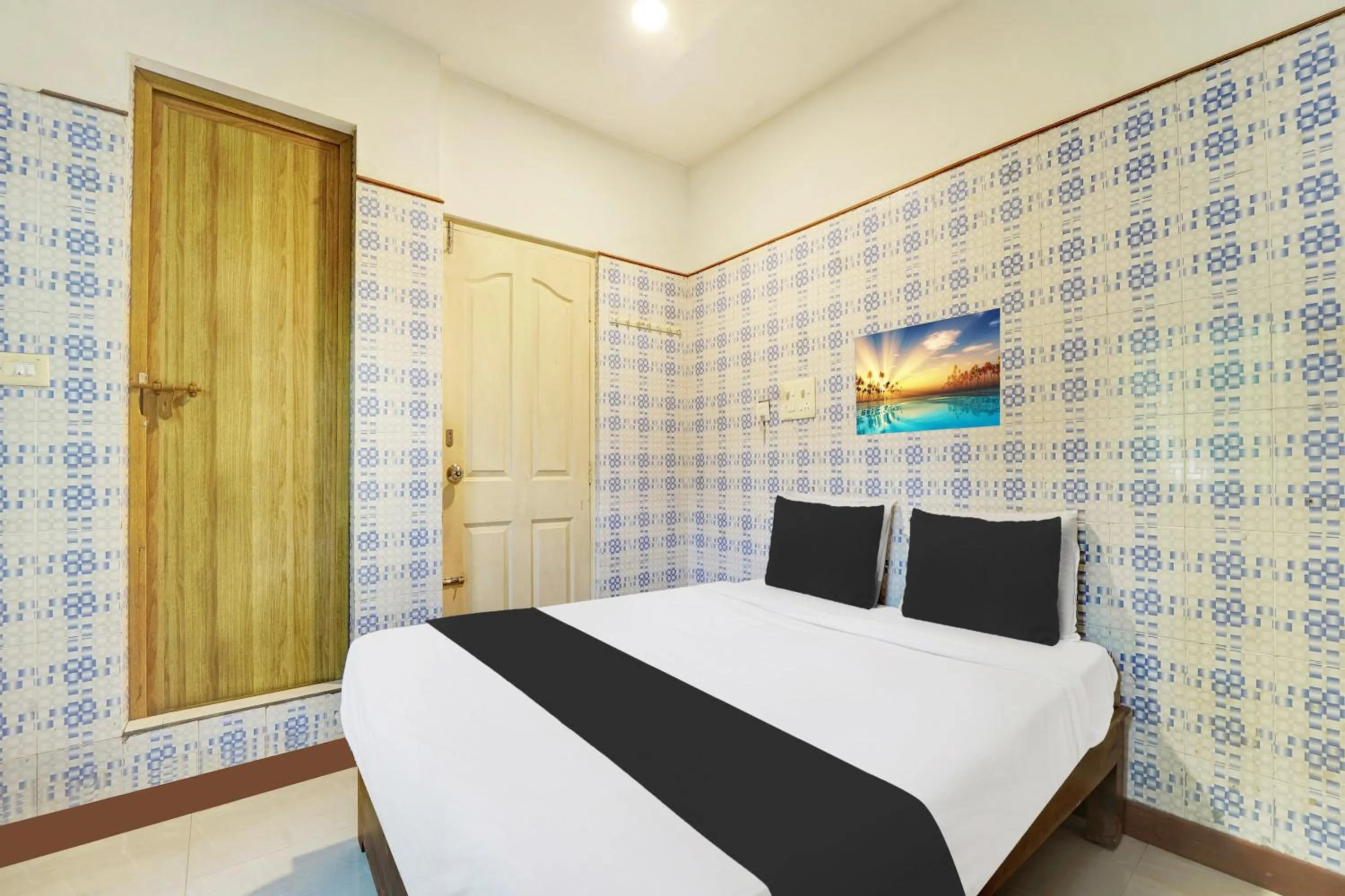 Bedroom, Bed in Super Collection O Vazhakkala Kakkanad