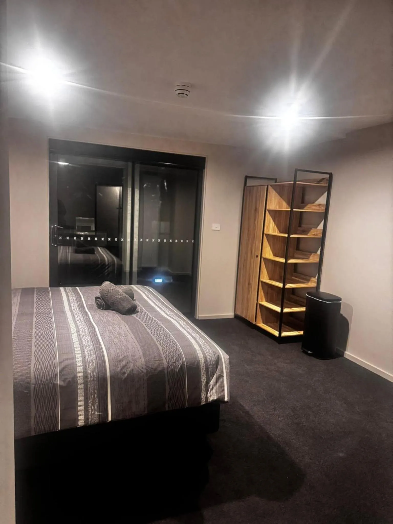 Bed in Cooroona Alpine Lodge