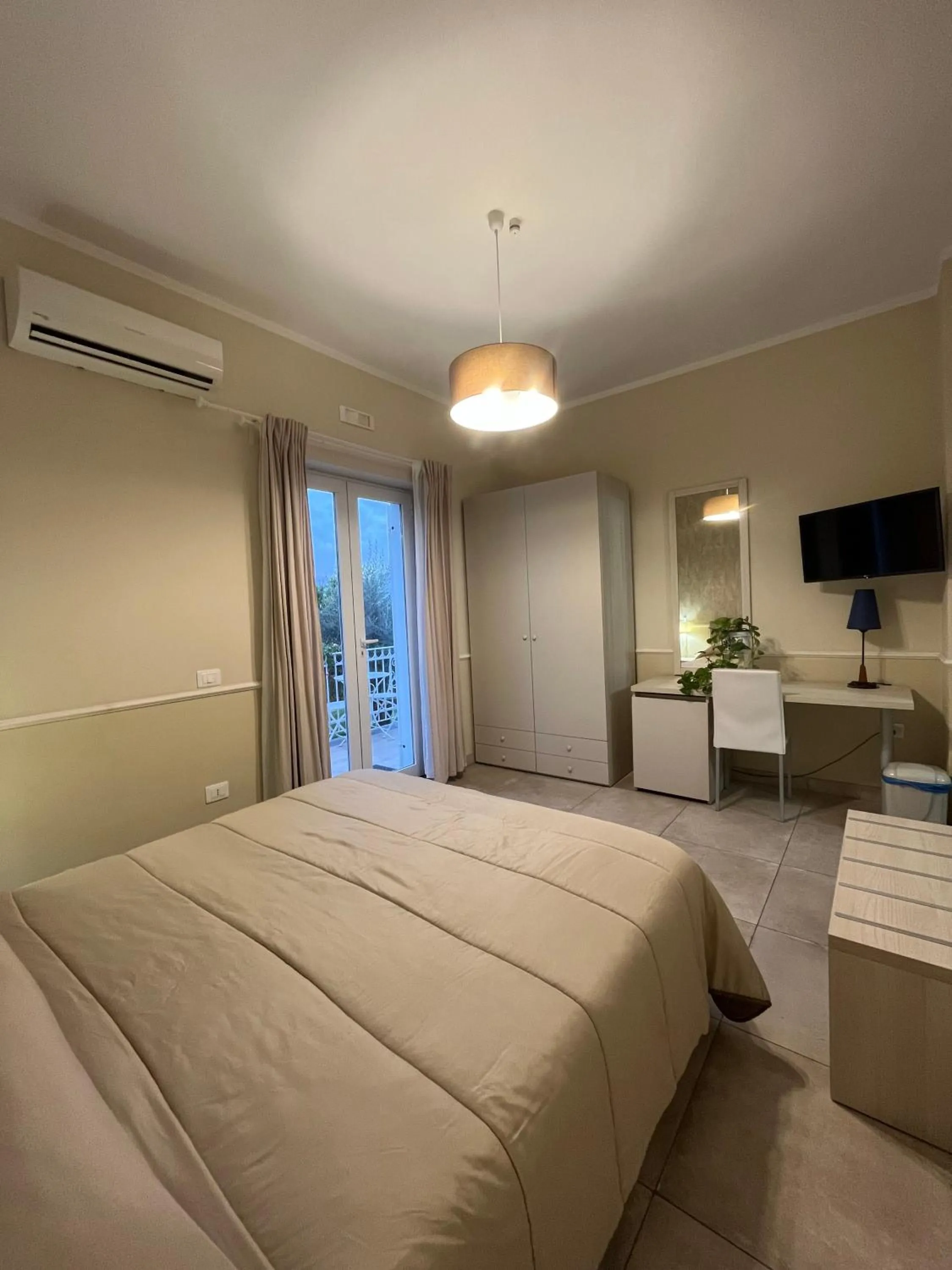 Bedroom, Bed in Pompei BnB Maison de Charme