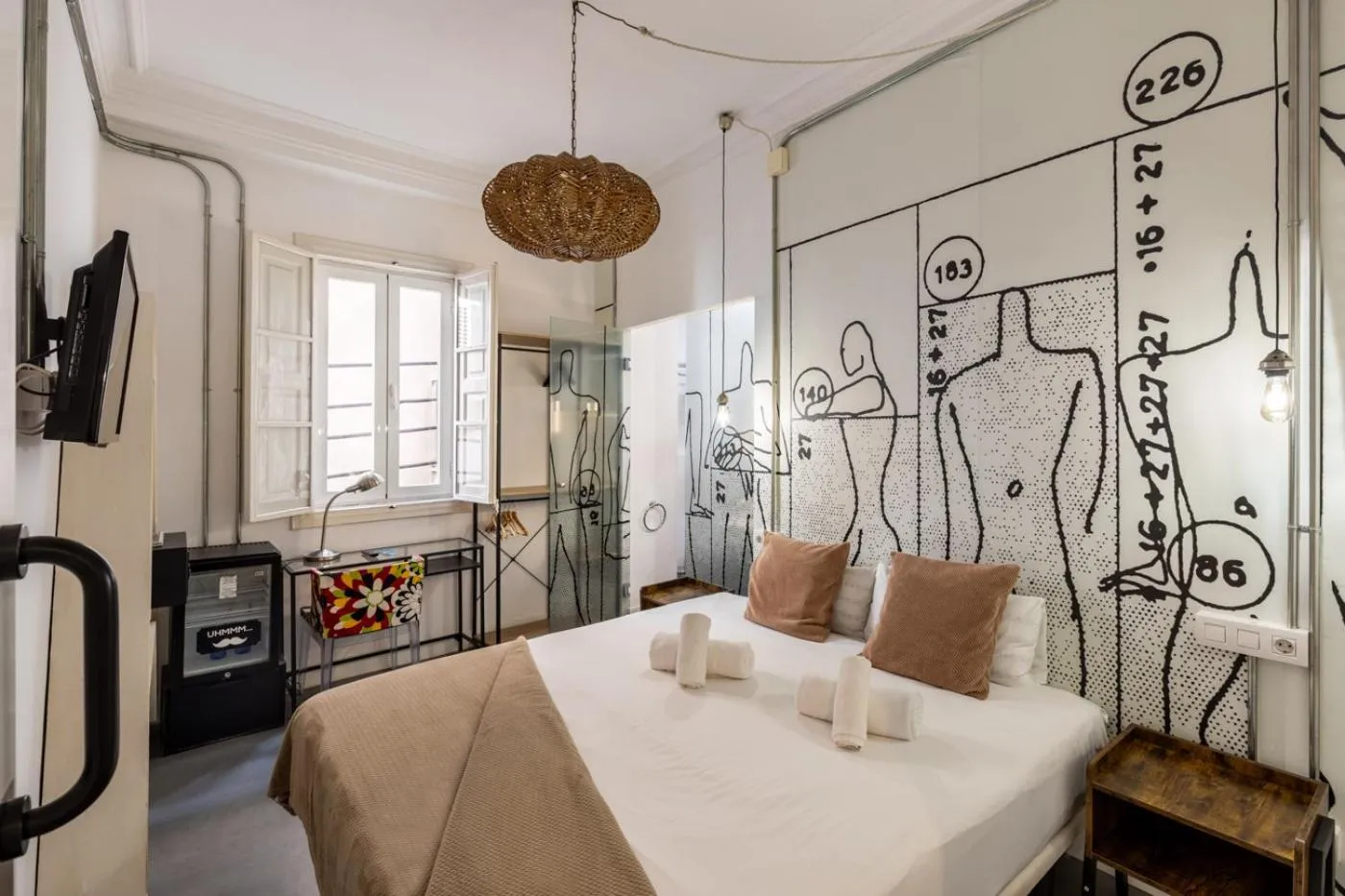 Photo of the whole room, Bed in Antiguo Brondo Selfcheck-in Smart Rooms