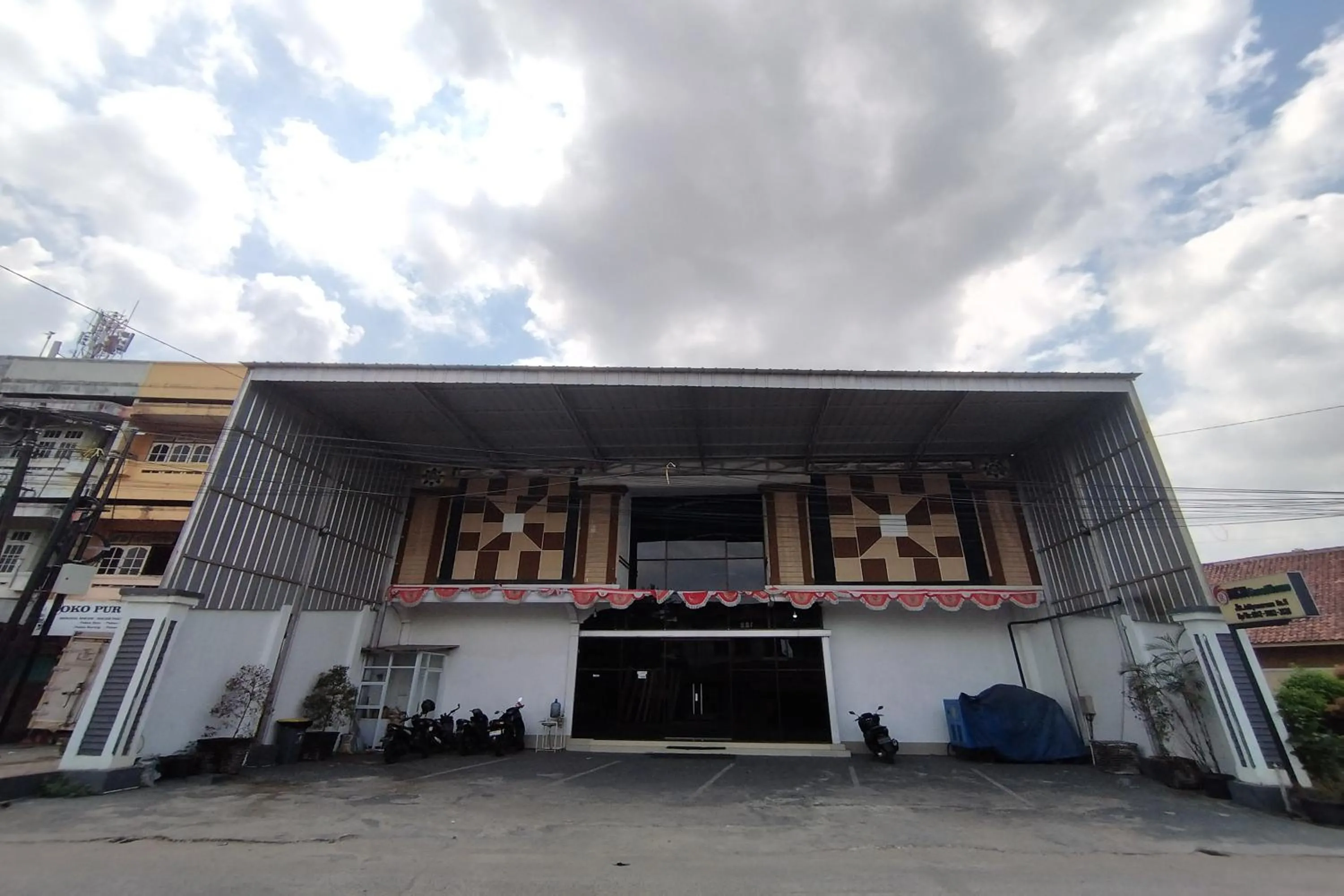 Property building in Rich Guesthouse