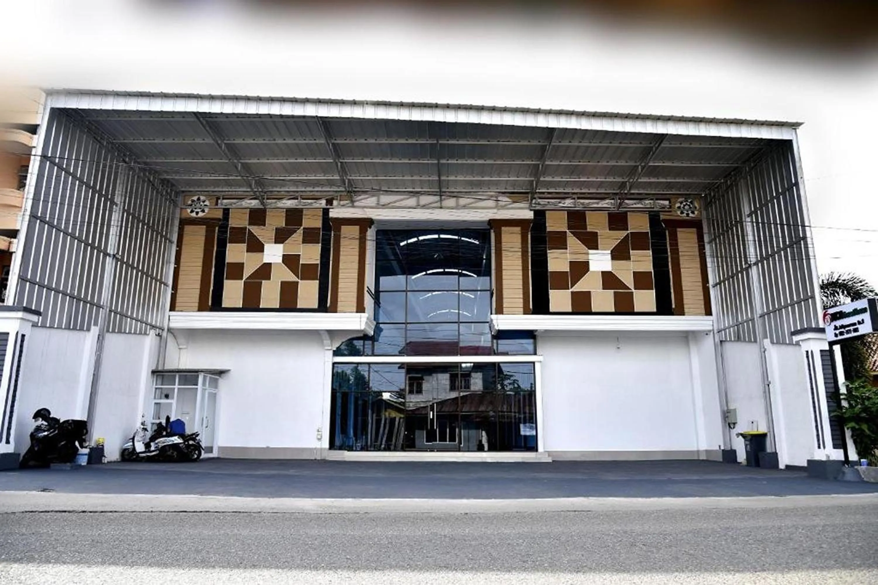 Property building in Rich Guesthouse