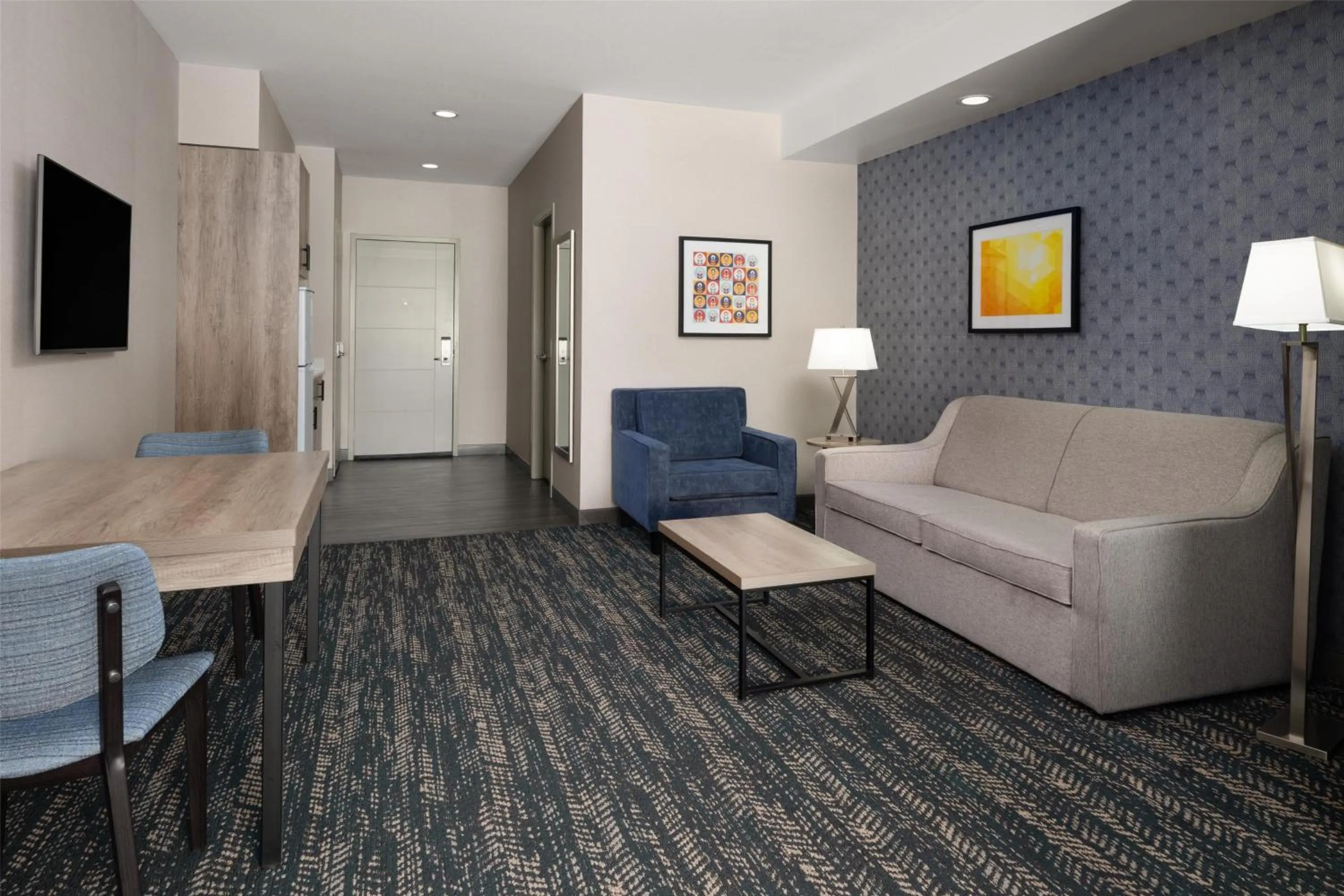 Bedroom in Best Western Premier Executive Residency Medicine Hat