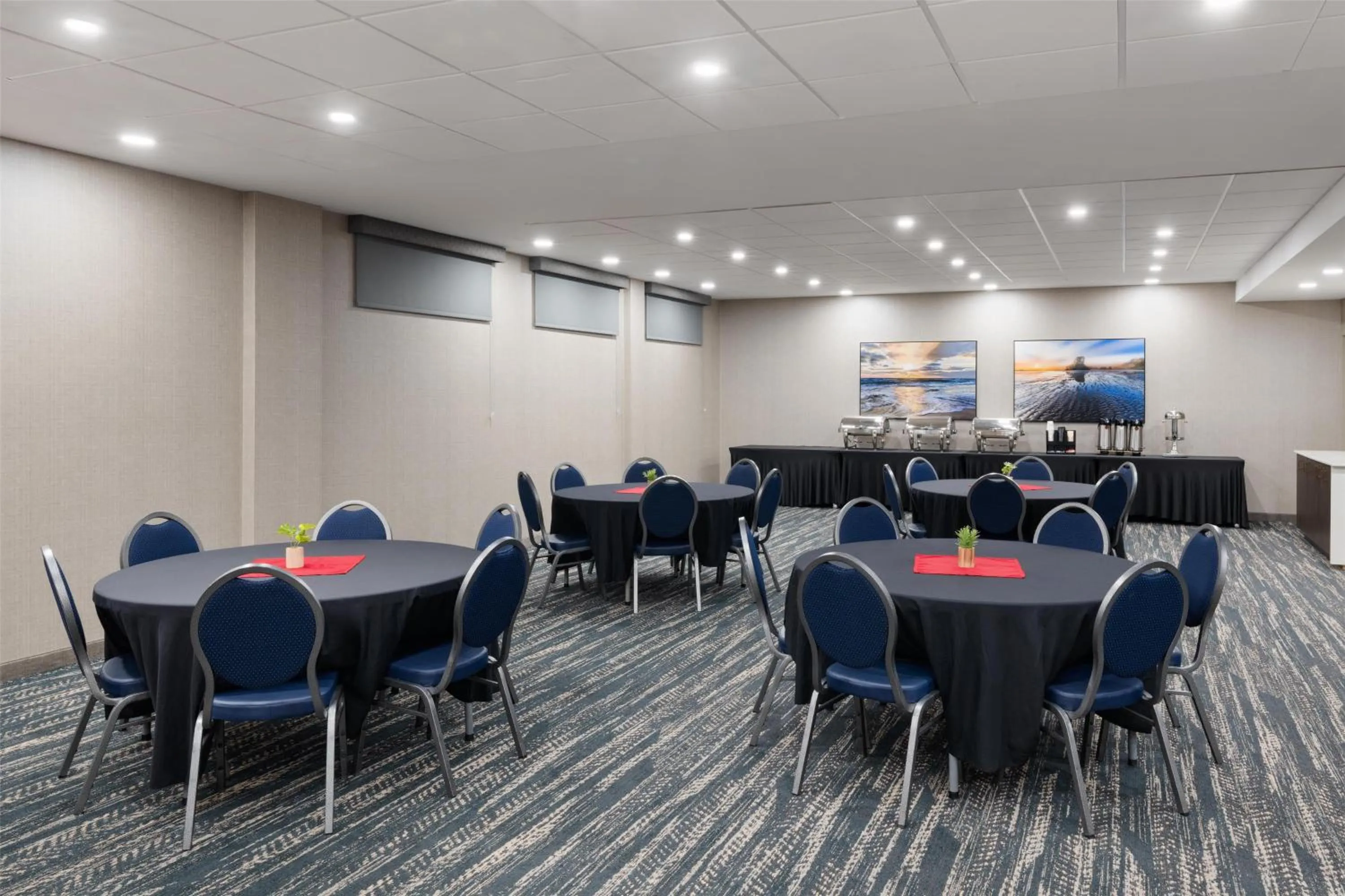 Meeting/conference room in Best Western Premier Executive Residency Medicine Hat