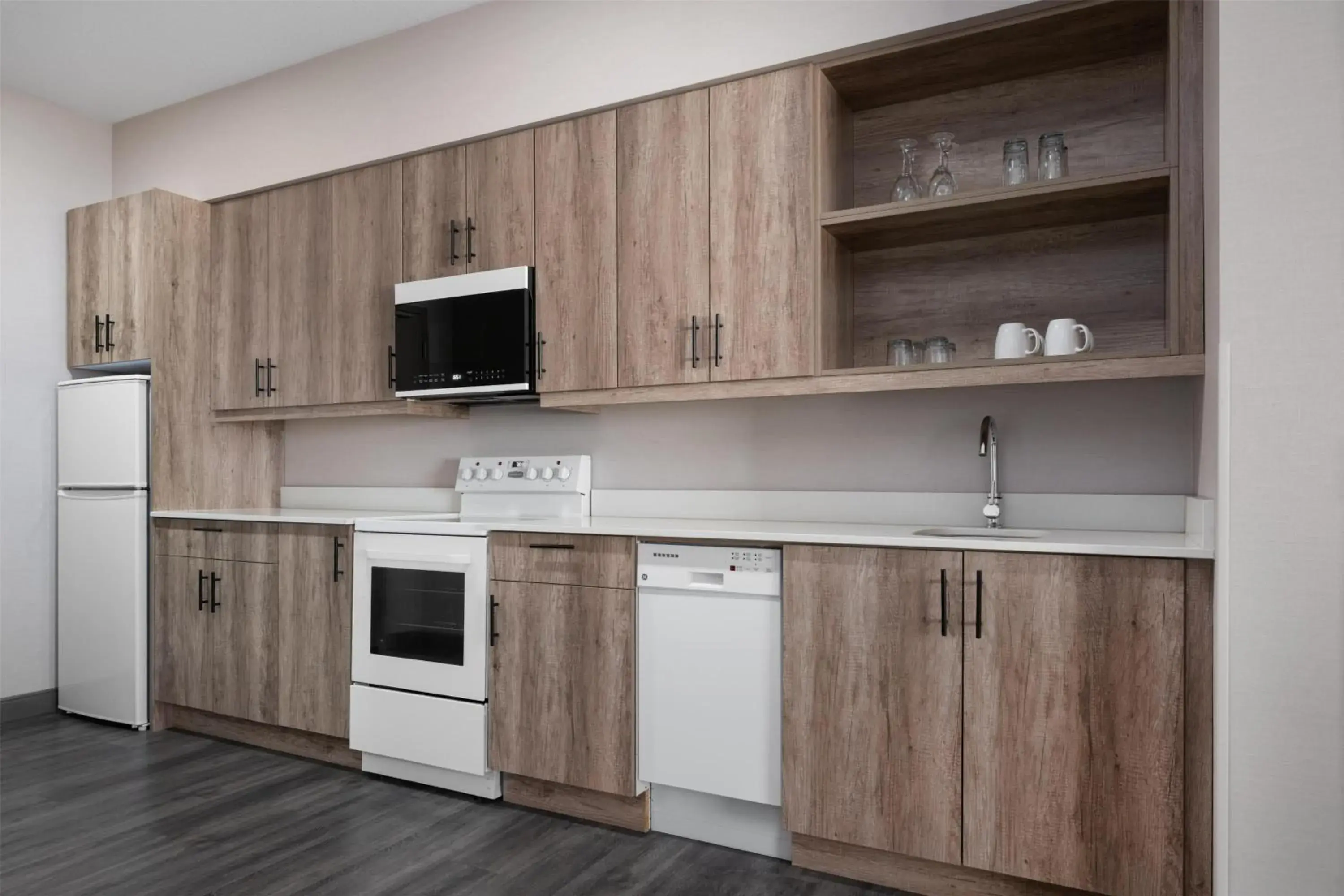 King Suite with Spa Bath in Best Western Premier Executive Residency Medicine Hat King Suite with Spa Bath in Best Western Premier Executive Residency Medicine Hat