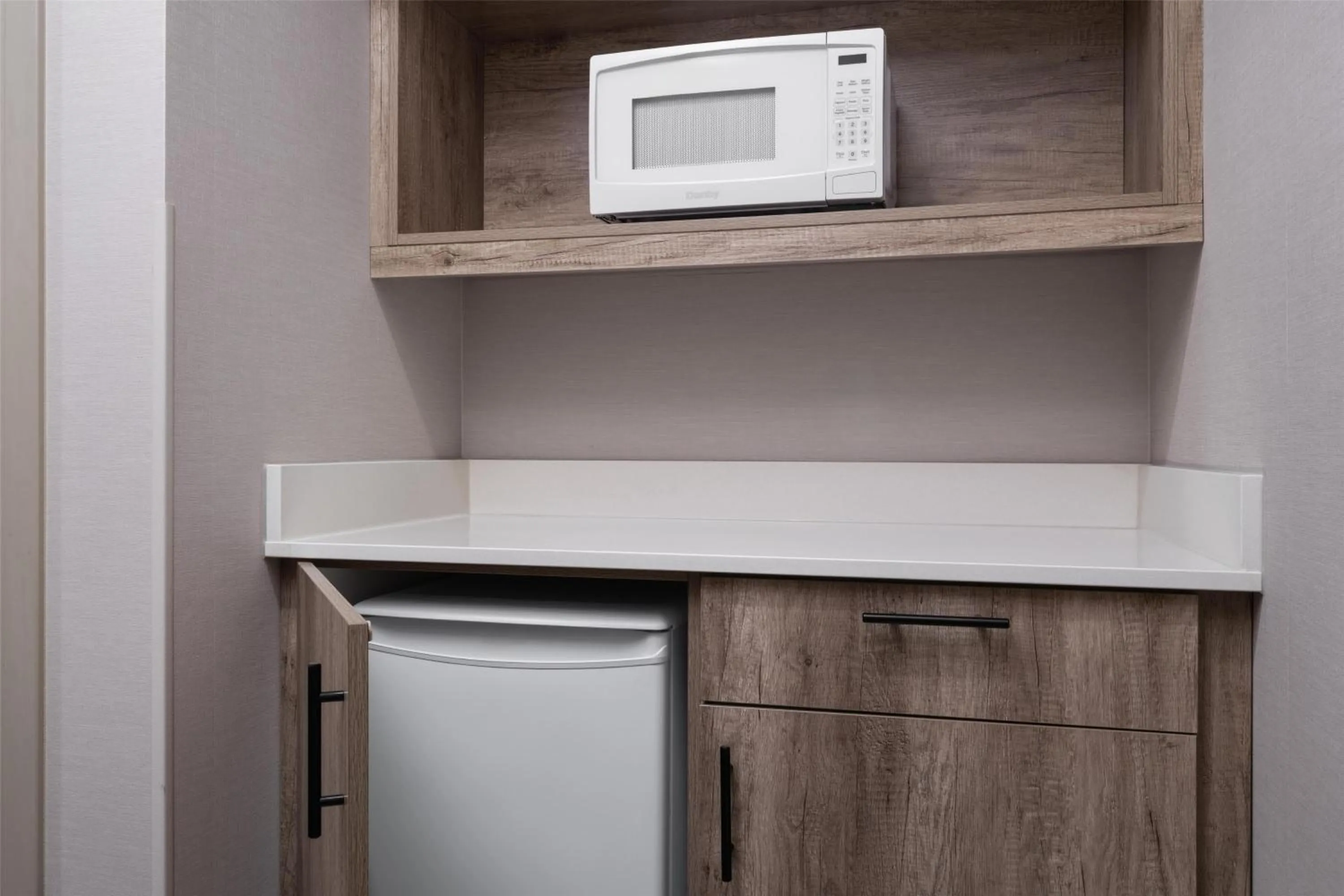 Bedroom in Best Western Premier Executive Residency Medicine Hat