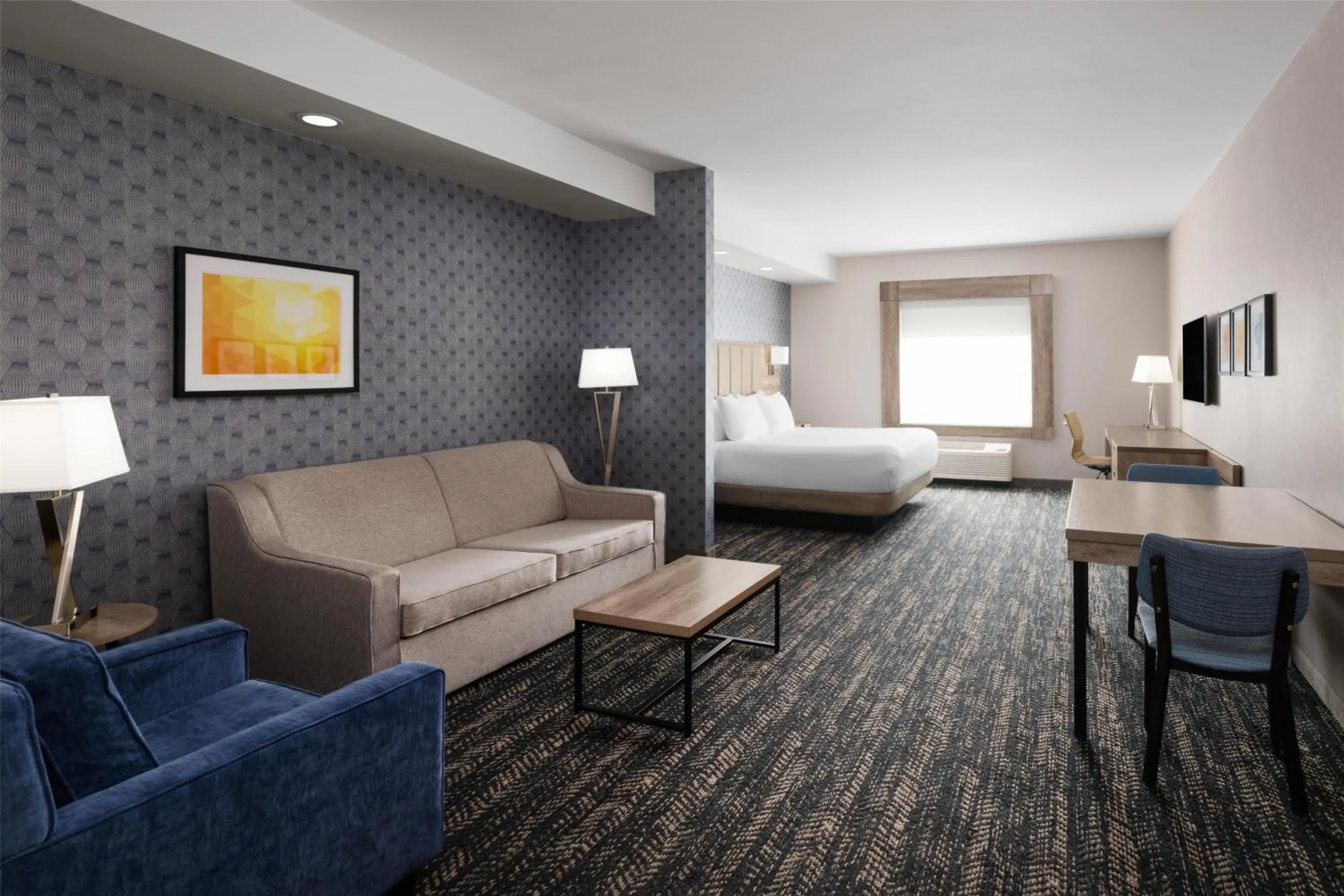 Bedroom, Bed in Best Western Premier Executive Residency Medicine Hat