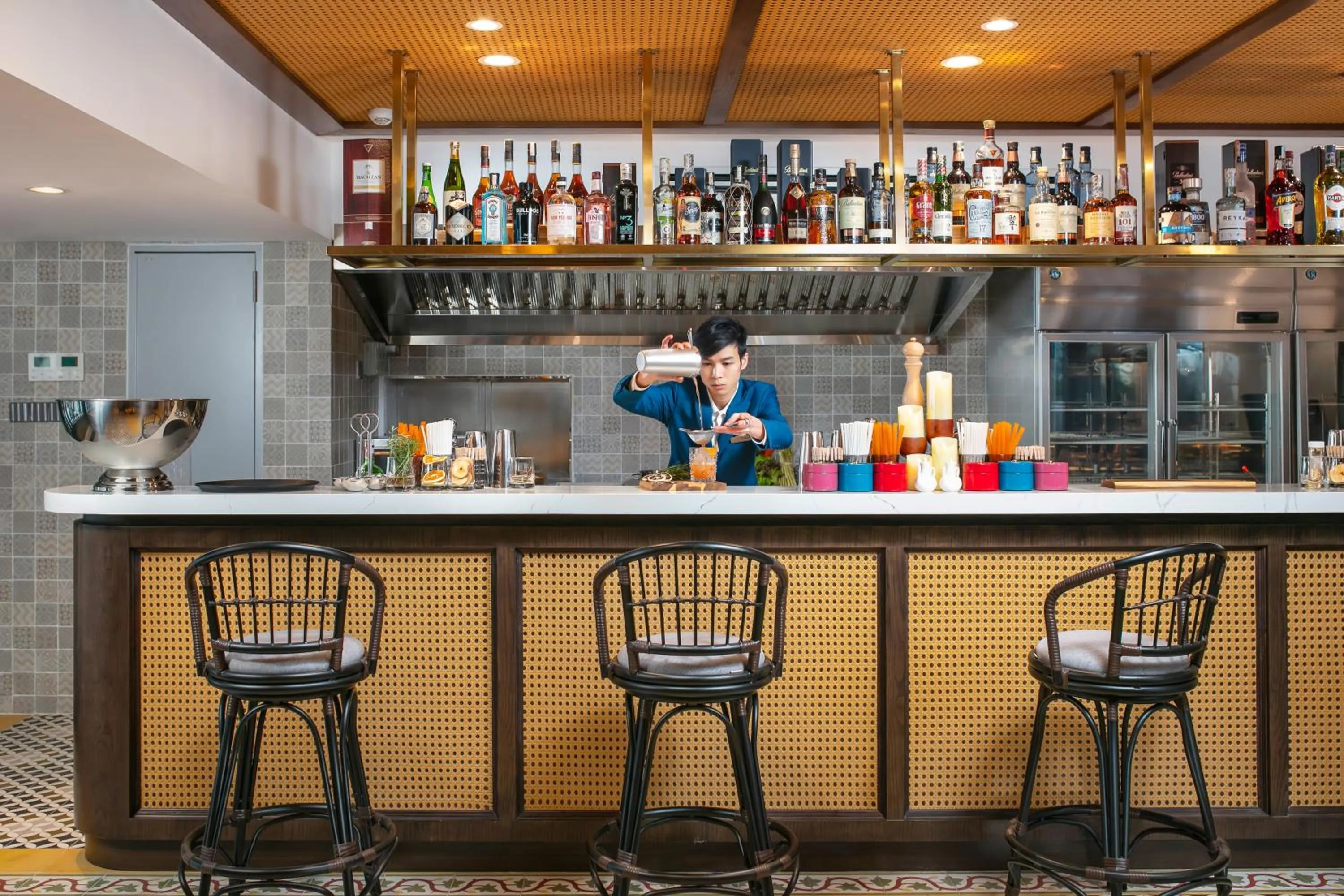 Lounge or bar in Eastin Hotel & Residences Hanoi