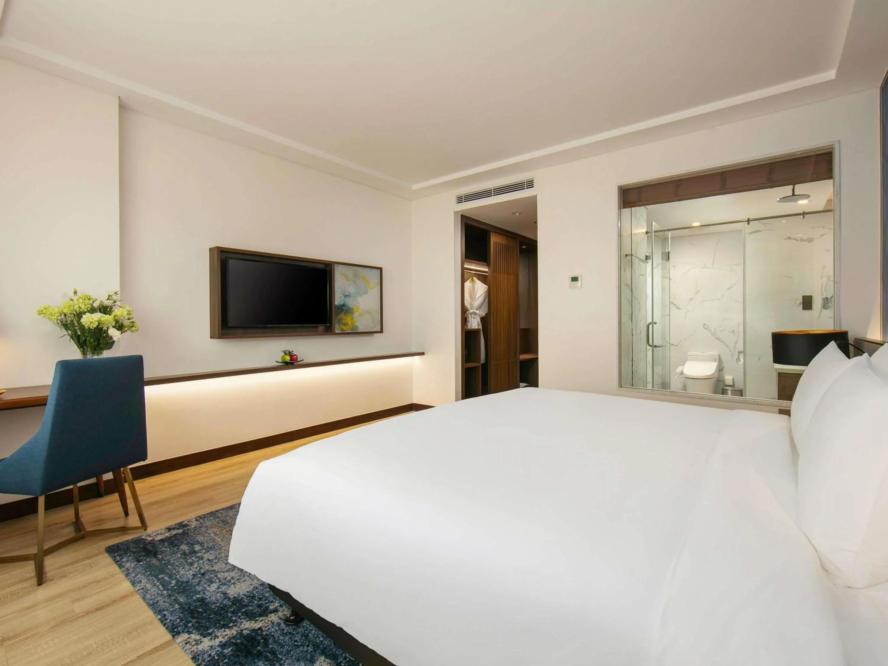 Bedroom, Bed in Mövenpick Living West Hanoi