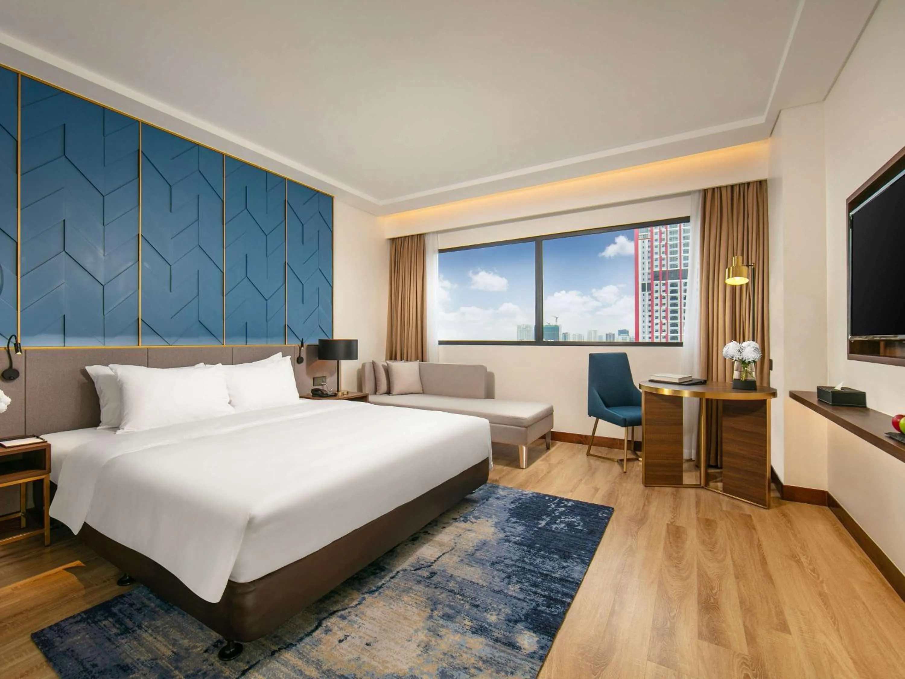 Bedroom, Bed in Eastin Hotel & Residences Hanoi