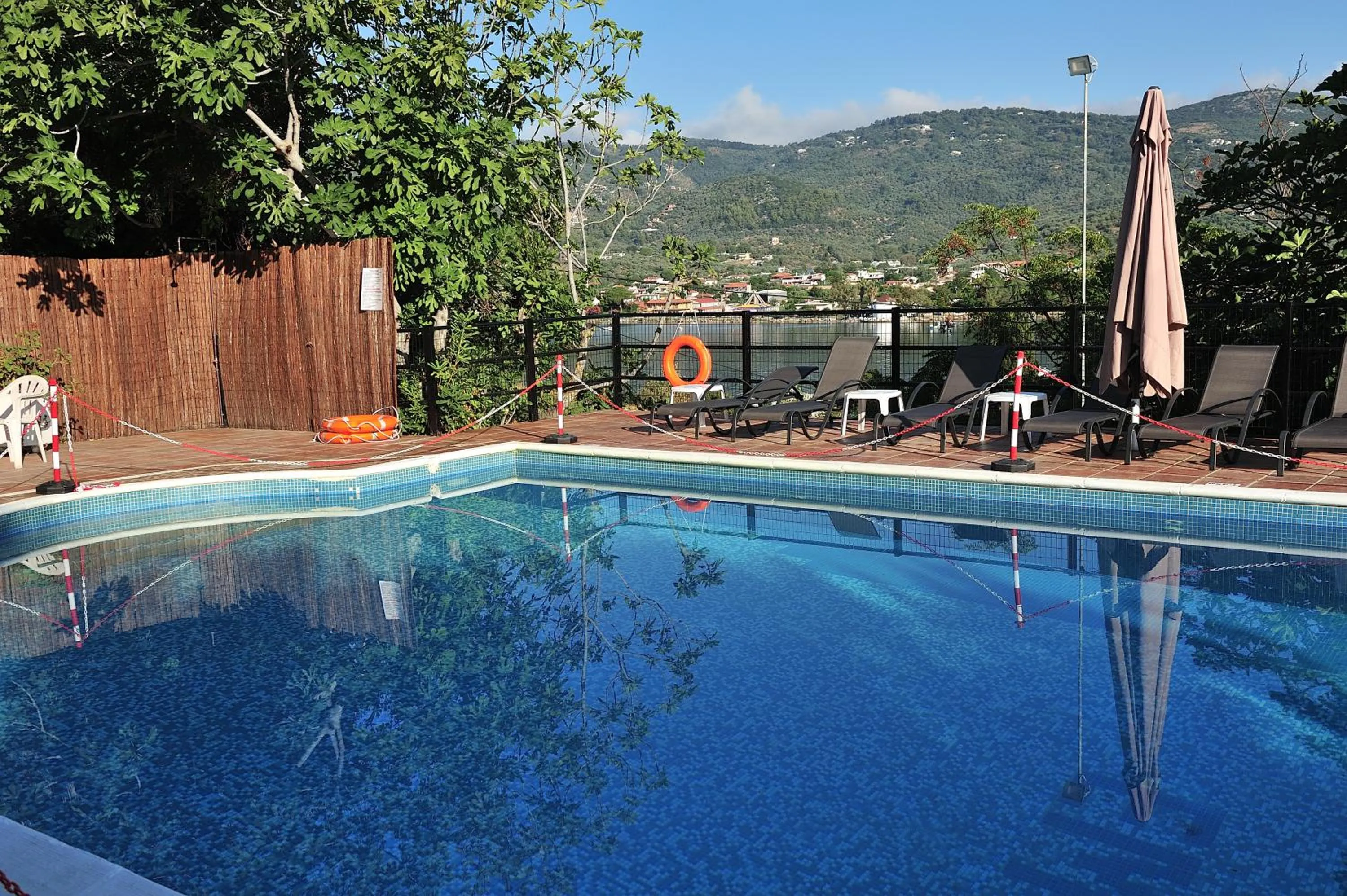 Swimming pool in Anamar Skiathos Hotel