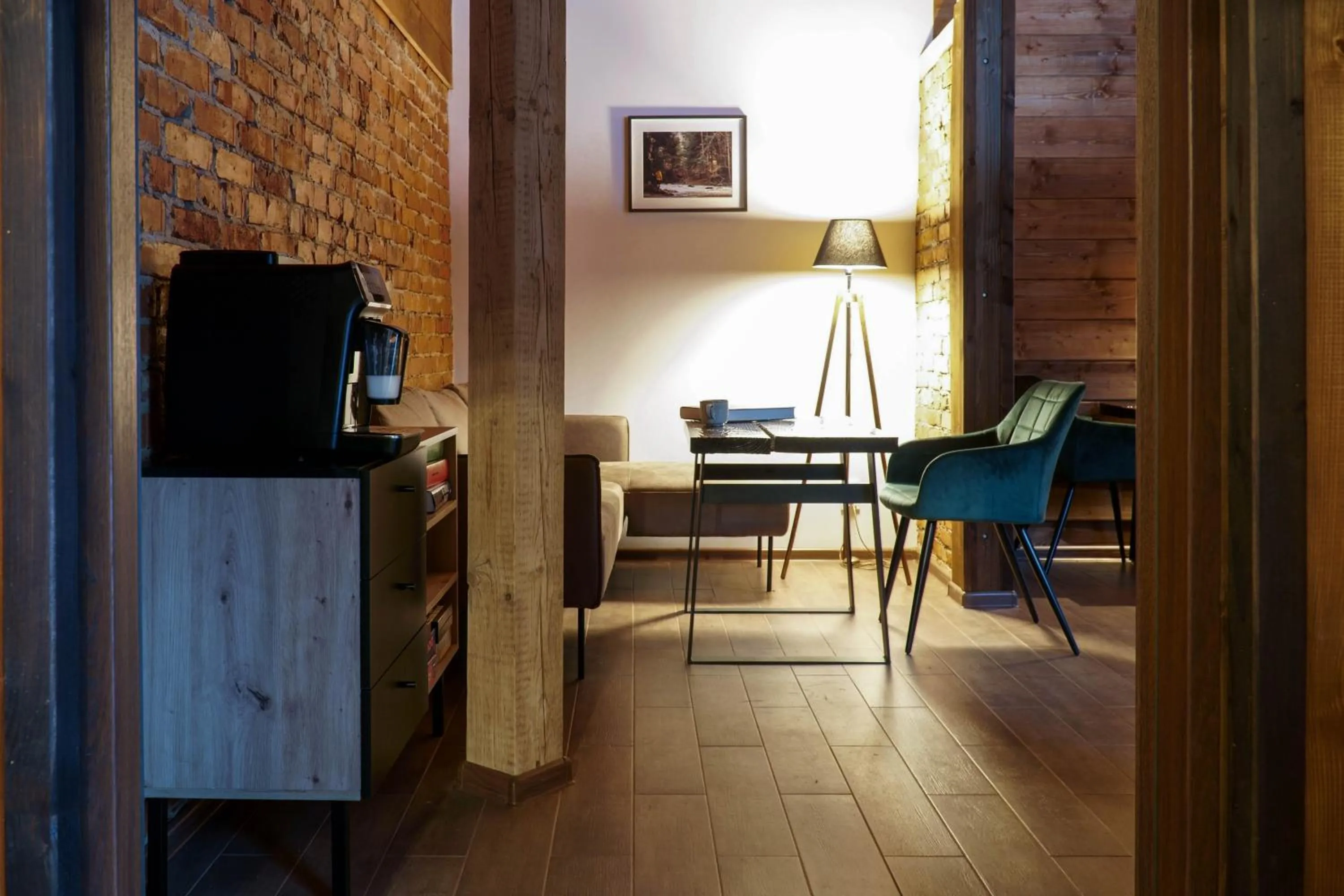 Communal lounge/ TV room in Novosiele Lifestyle Apartments - nad górską rzeką - Strefa relaksu sauna jacuzzi - Bieszczady