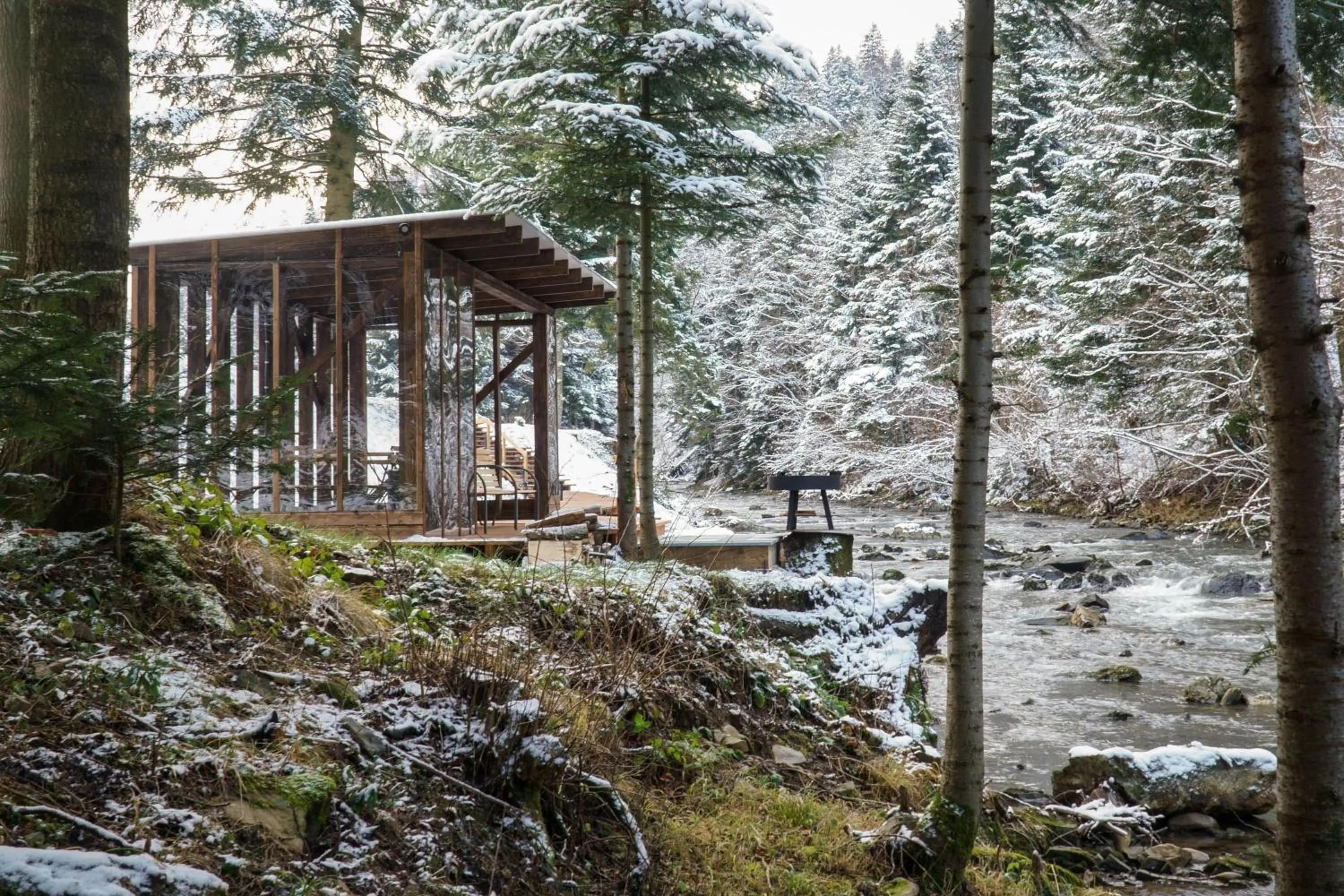 Natural landscape in Novosiele Lifestyle Apartments - nad górską rzeką - Strefa relaksu sauna jacuzzi - Bieszczady
